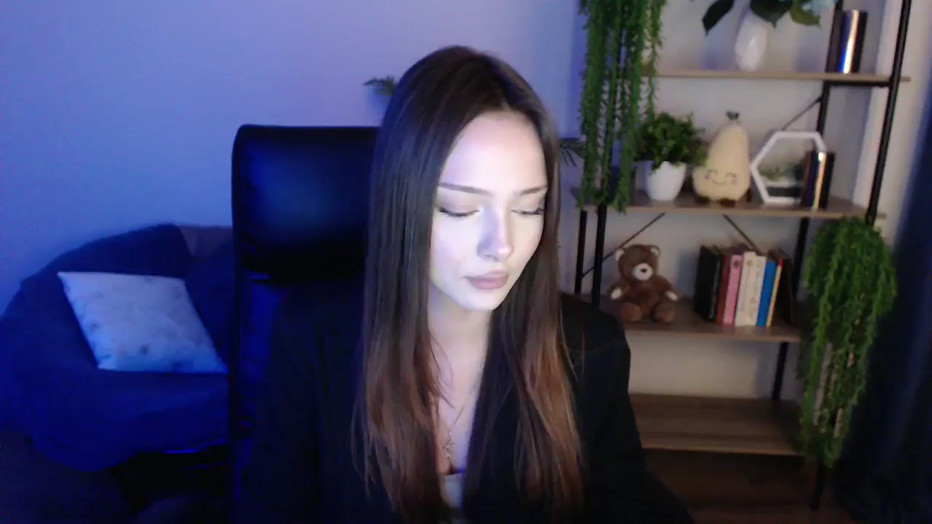 Gallery image thumbnail from KateManelli's myfreecams stream on, 02/11/2025, 13:55 image 17 of 20