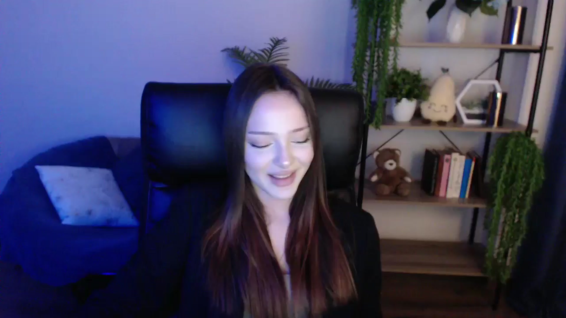 Gallery image thumbnail from KateManelli's myfreecams stream on, 02/11/2025, 13:55 image 9 of 20