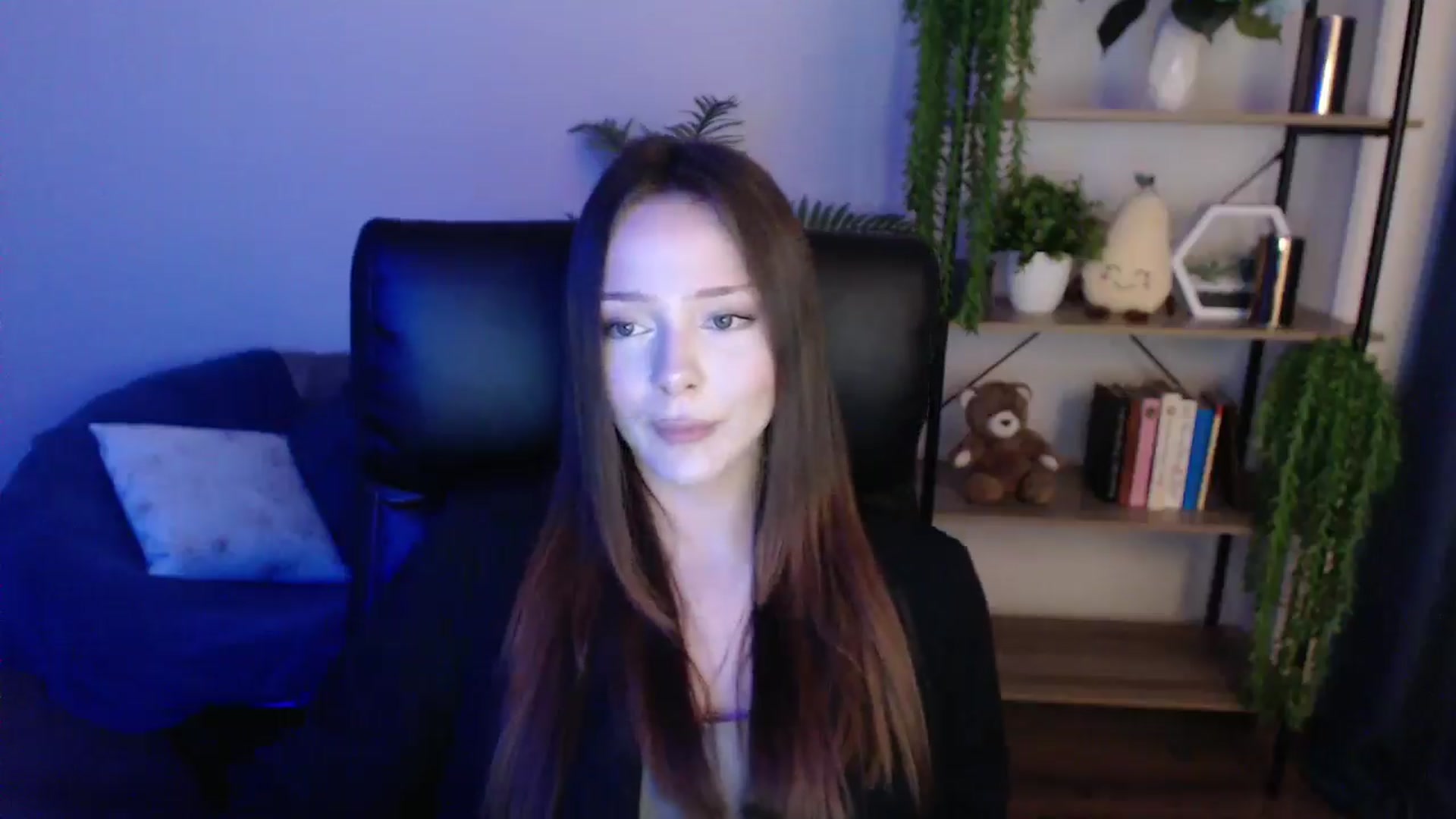 Gallery image thumbnail from KateManelli's myfreecams stream on, 02/11/2025, 14:21 image 7 of 20