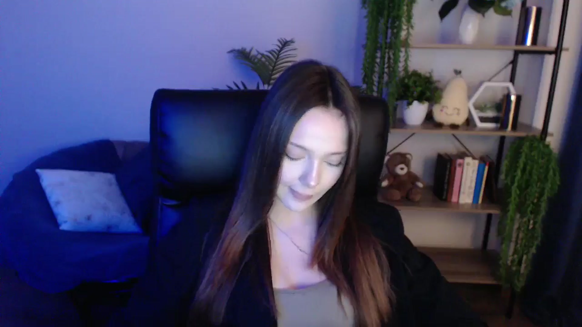 Gallery image thumbnail from KateManelli's myfreecams stream on, 02/11/2025, 14:21 image 13 of 20