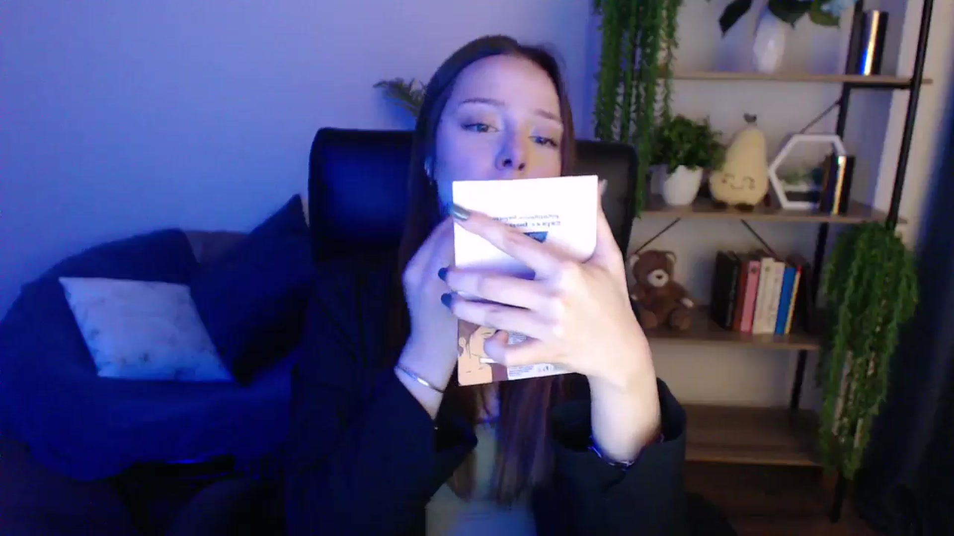 Gallery image thumbnail from KateManelli's myfreecams stream on, 02/11/2025, 14:56 image 13 of 20