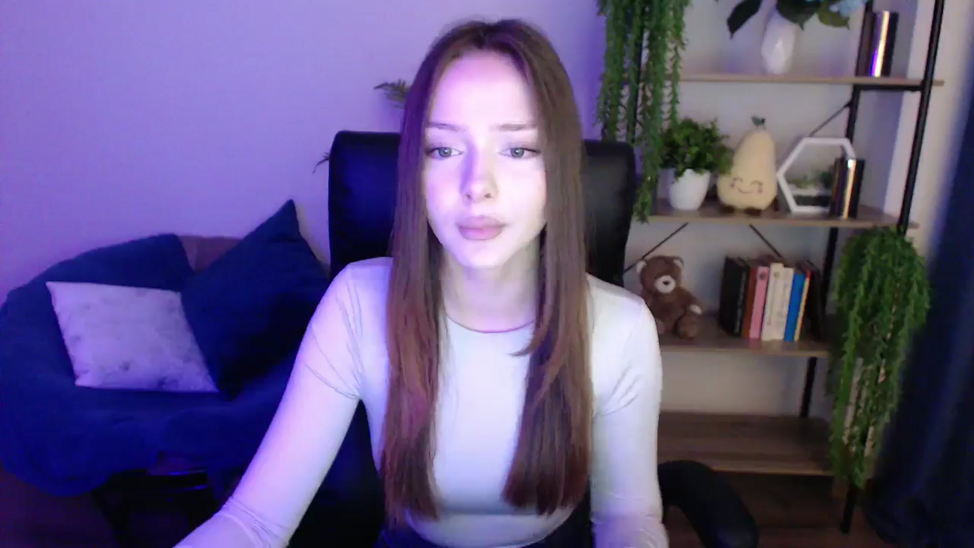 Gallery image thumbnail from KateManelli's myfreecams stream on, 02/14/2025, 09:24 image 15 of 20
