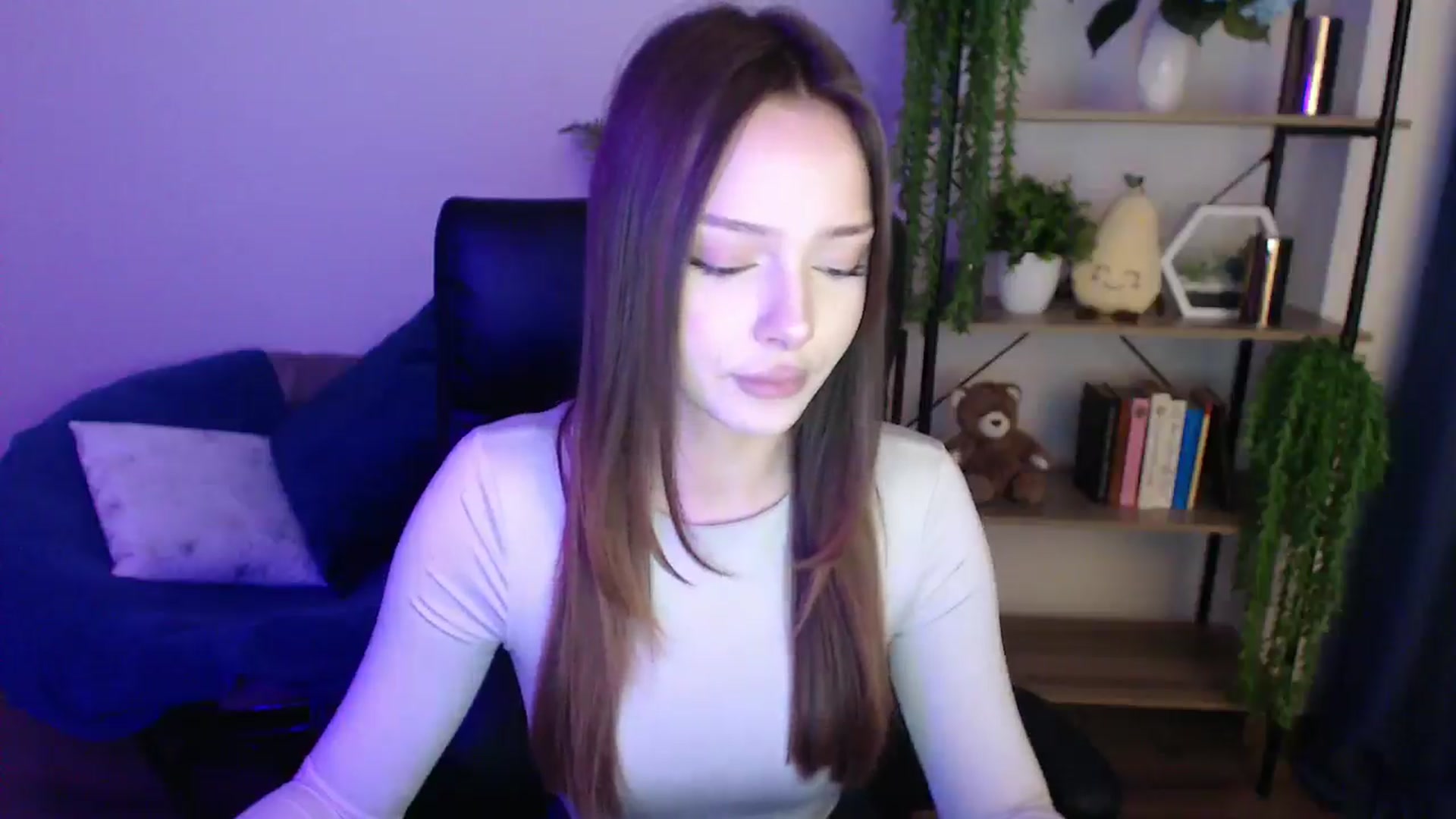 Gallery image thumbnail from KateManelli's myfreecams stream on, 02/14/2025, 09:24 image 19 of 20