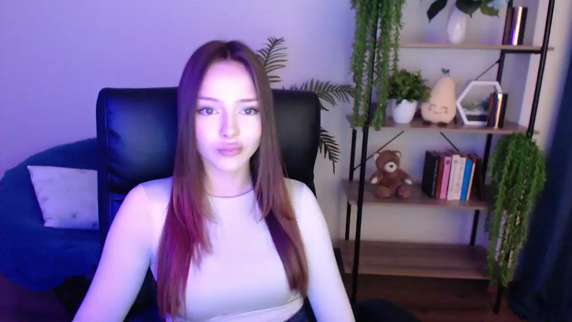 Gallery image thumbnail from KateManelli's myfreecams stream on, 02/14/2025, 09:24 image 1 of 20