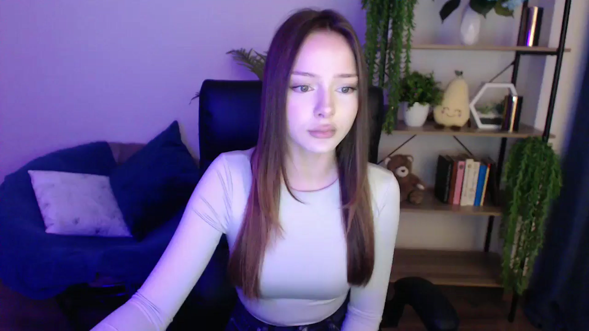 Gallery image thumbnail from KateManelli's myfreecams stream on, 02/14/2025, 09:24 image 17 of 20