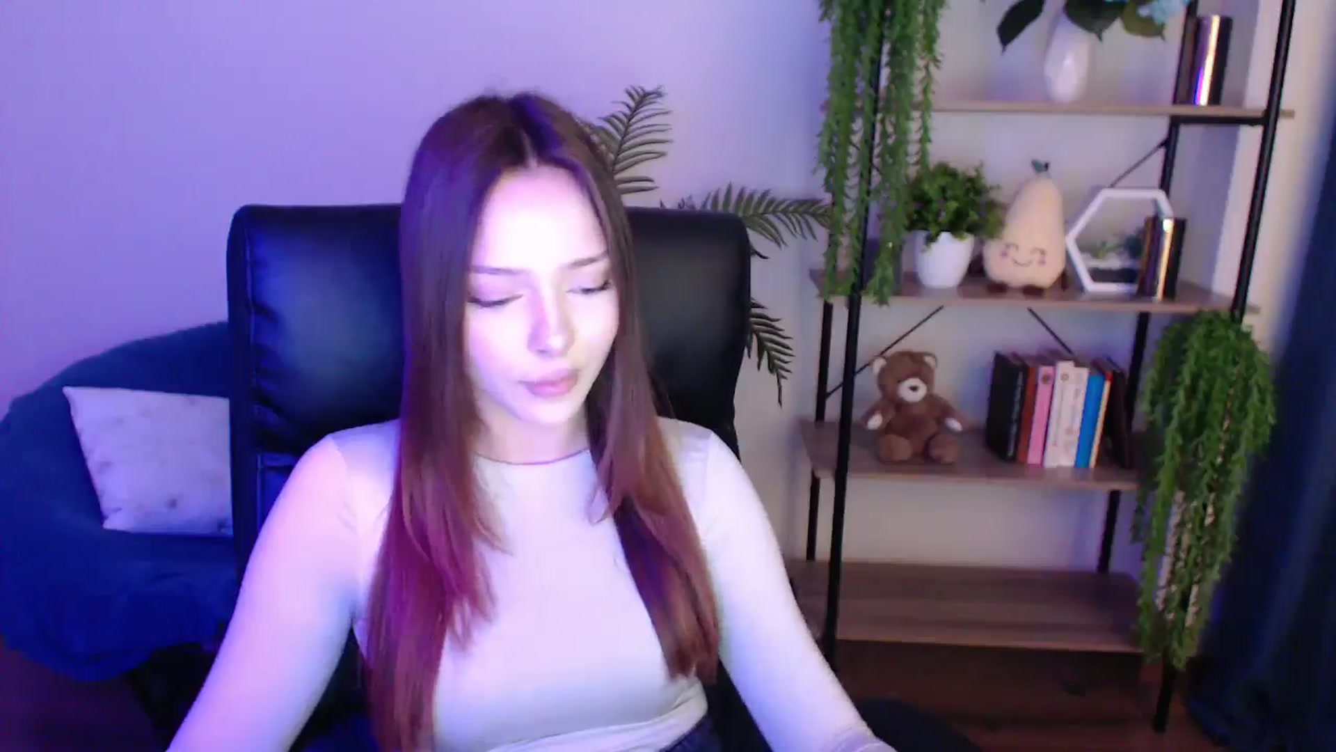 Gallery image thumbnail from KateManelli's myfreecams stream on, 02/14/2025, 09:24 image 2 of 20