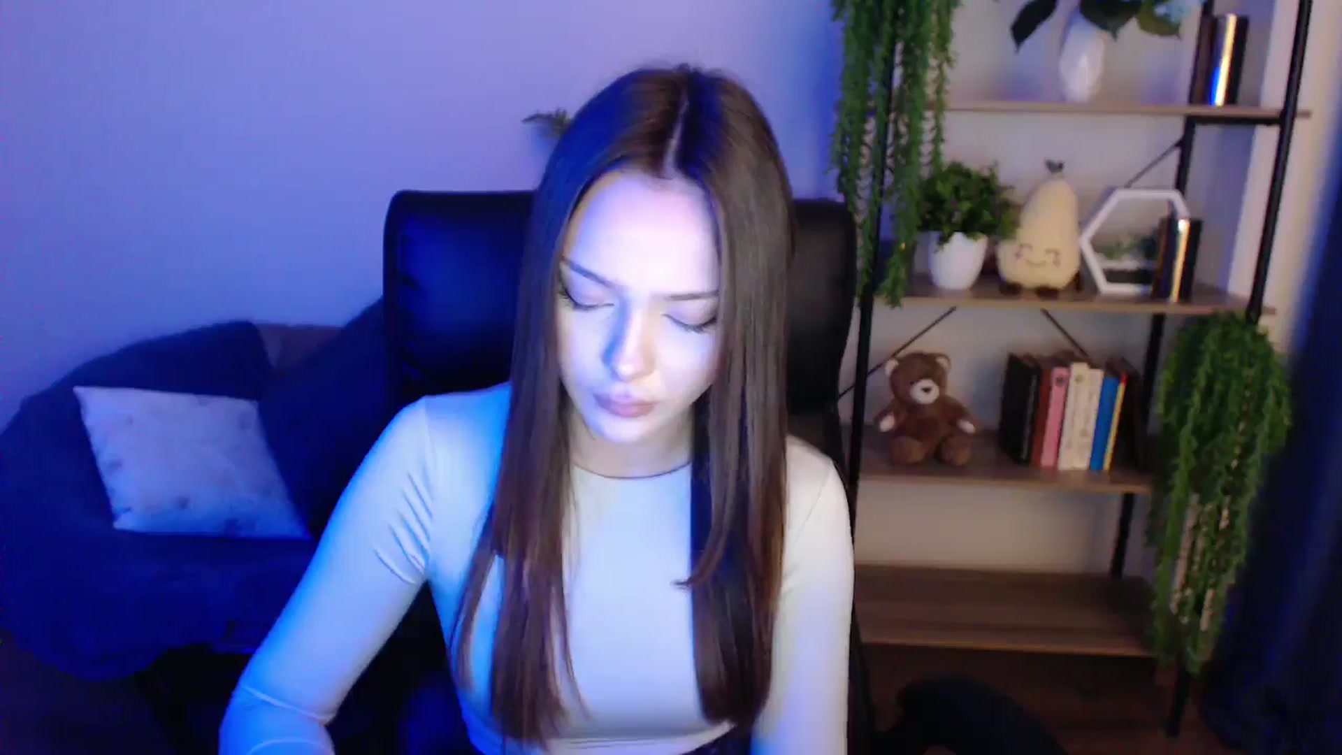 Gallery image thumbnail from KateManelli's myfreecams stream on, 02/14/2025, 12:11 image 18 of 20