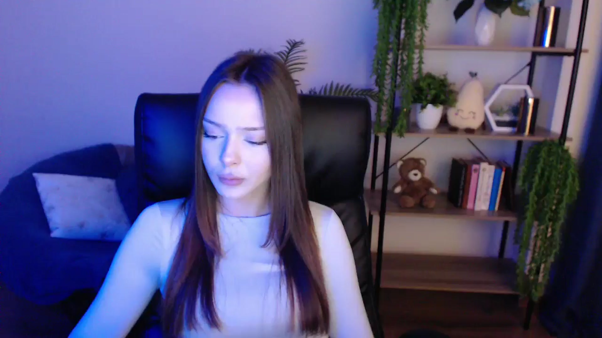Gallery image thumbnail from KateManelli's myfreecams stream on, 02/14/2025, 12:53 image 8 of 20