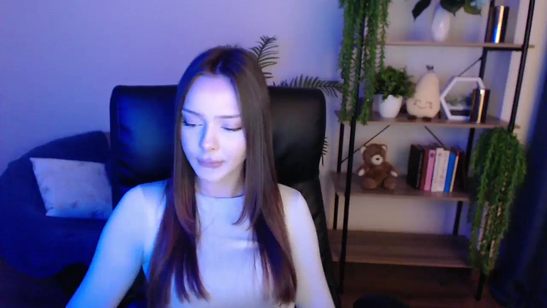 Gallery image thumbnail from KateManelli's myfreecams stream on, 02/14/2025, 12:53 image 6 of 20