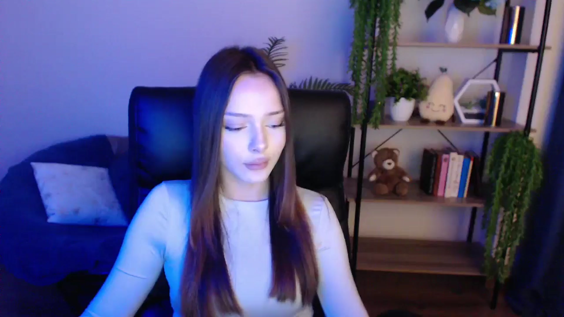 Gallery image thumbnail from KateManelli's myfreecams stream on, 02/14/2025, 12:53 image 2 of 20