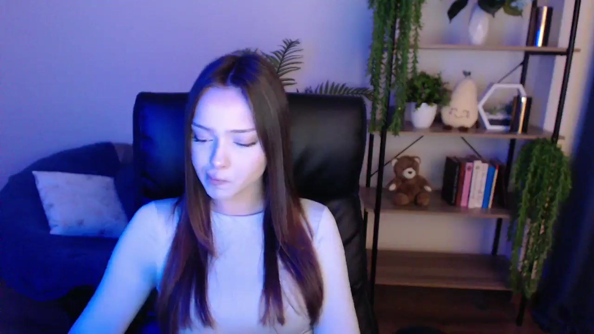 Gallery image thumbnail from KateManelli's myfreecams stream on, 02/14/2025, 12:53 image 10 of 20