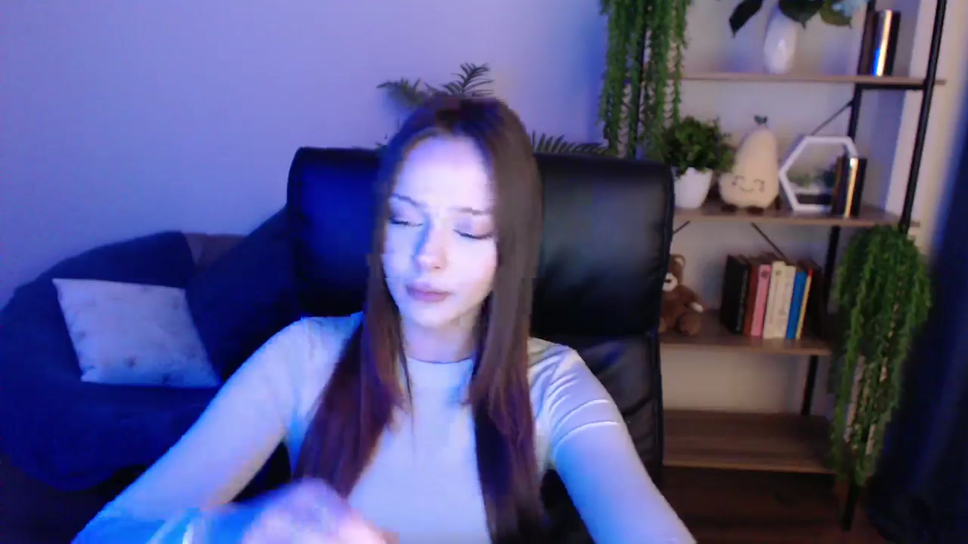 Gallery image thumbnail from KateManelli's myfreecams stream on, 02/14/2025, 12:53 image 17 of 20