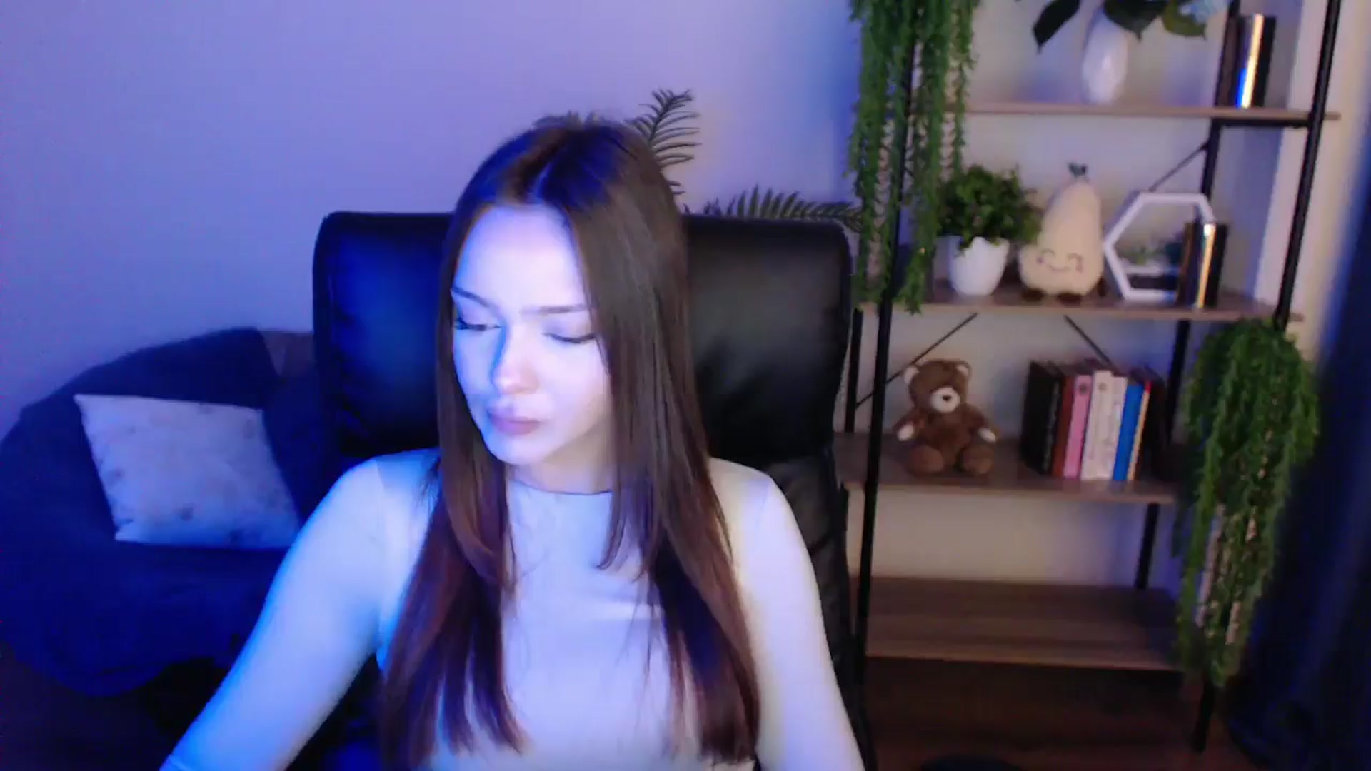 Gallery image thumbnail from KateManelli's myfreecams stream on, 02/14/2025, 12:53 image 7 of 20
