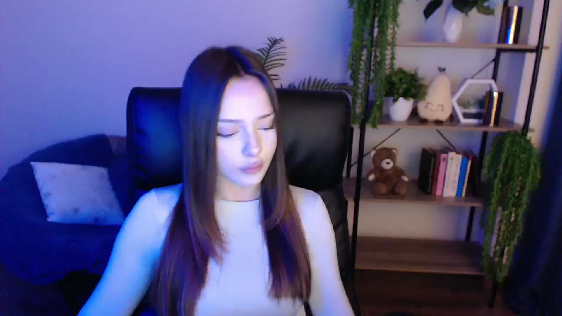 Gallery image thumbnail from KateManelli's myfreecams stream on, 02/14/2025, 12:53 image 15 of 20