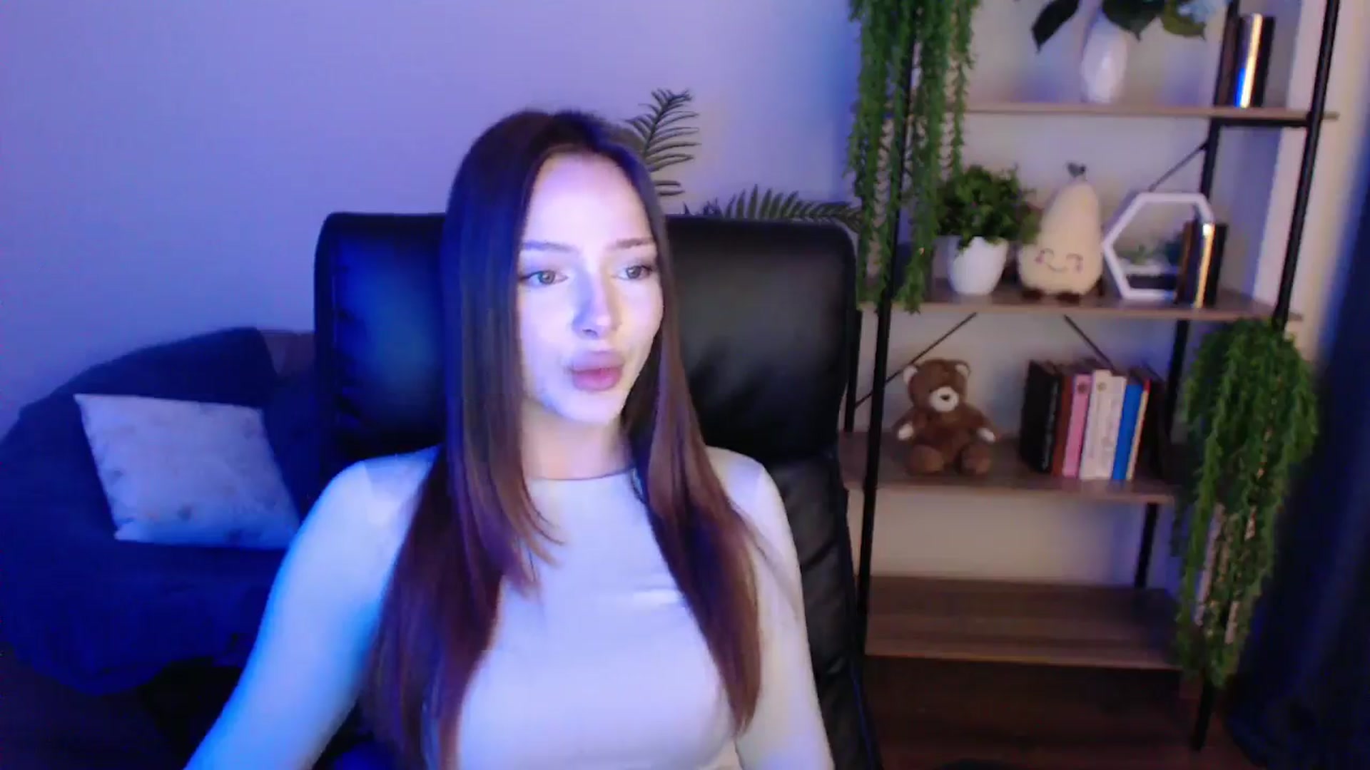 Gallery image thumbnail from KateManelli's myfreecams stream on, 02/14/2025, 12:53 image 16 of 20
