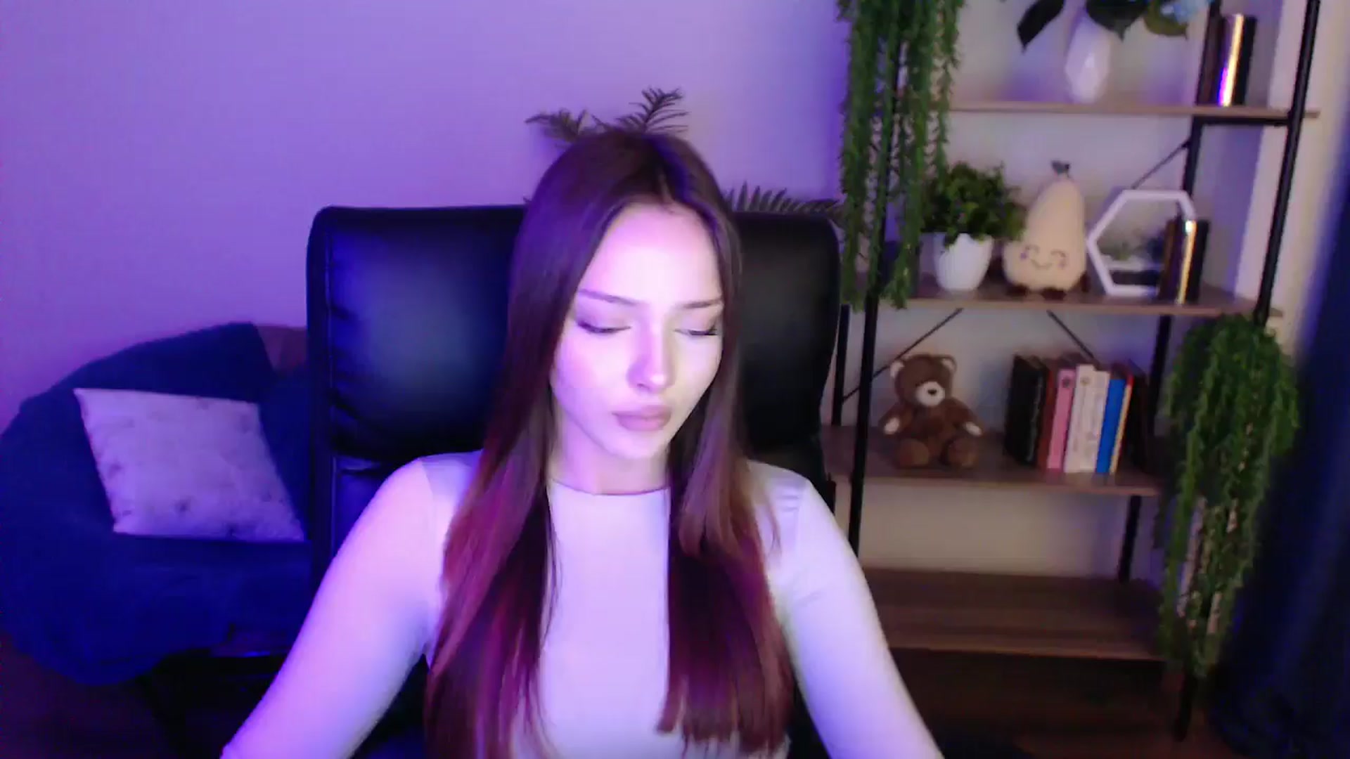 Gallery image thumbnail from KateManelli's myfreecams stream on, 02/14/2025, 14:24 image 5 of 20