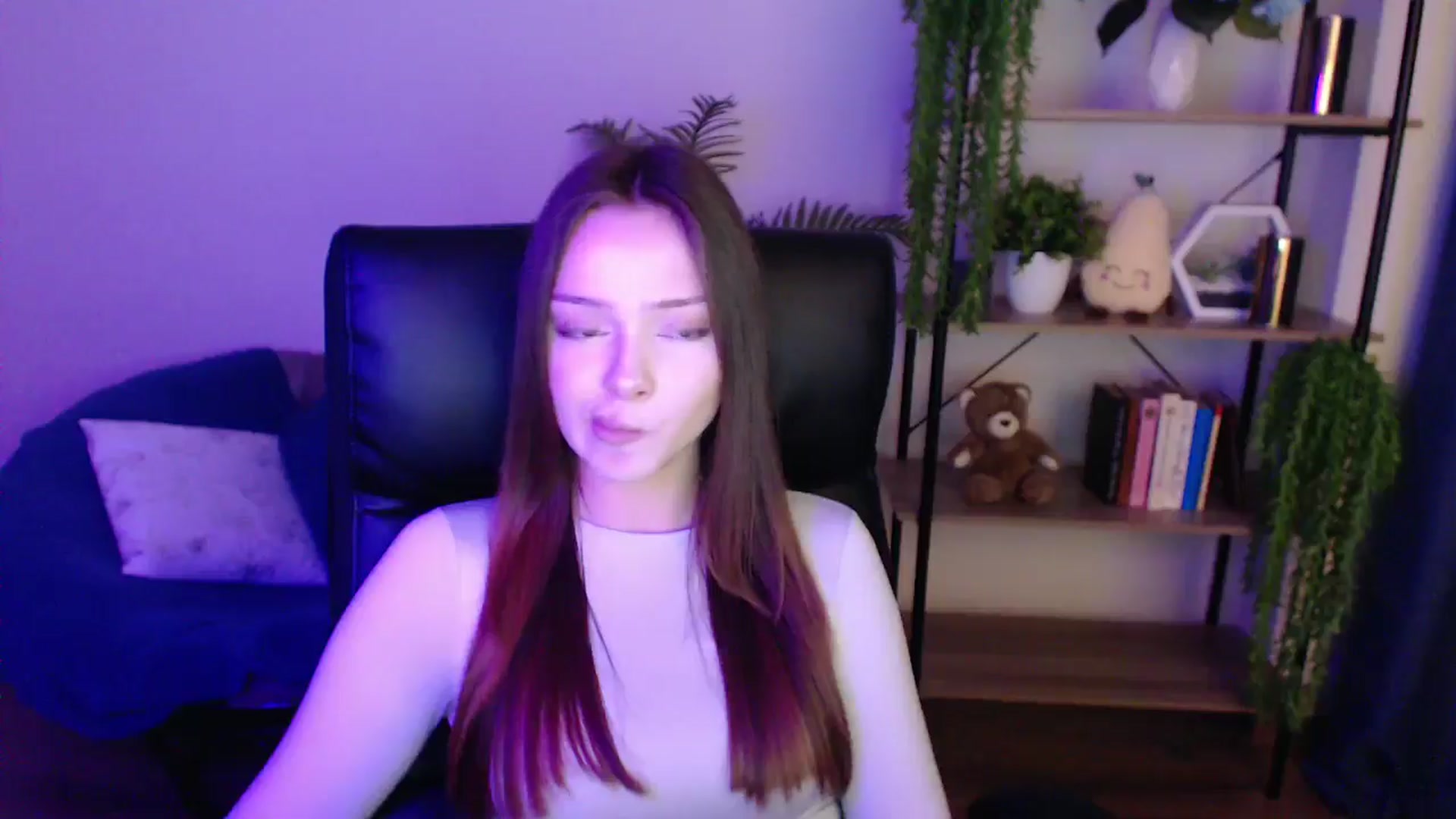 Gallery image thumbnail from KateManelli's myfreecams stream on, 02/14/2025, 14:24 image 11 of 20