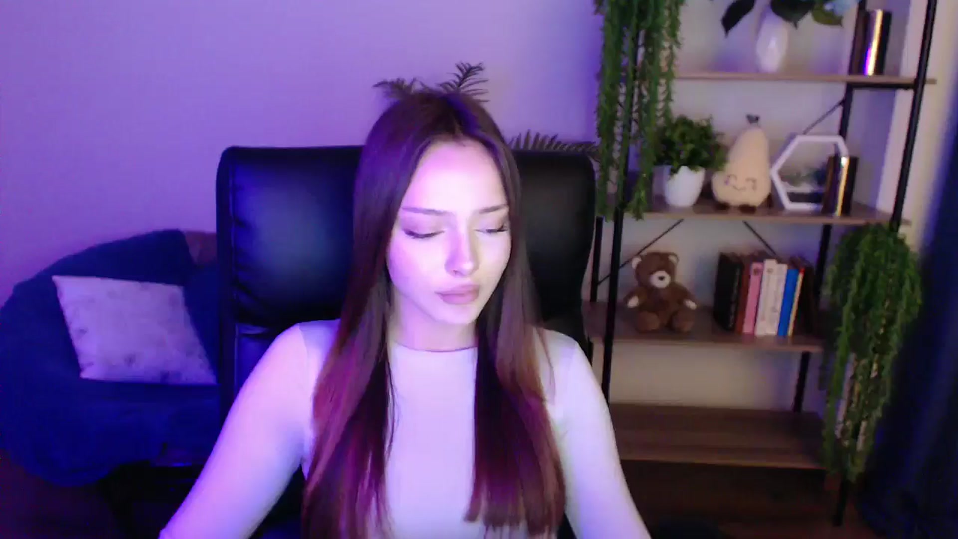 Gallery image thumbnail from KateManelli's myfreecams stream on, 02/14/2025, 14:24 image 4 of 20