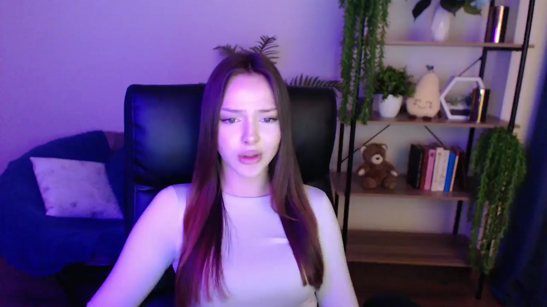 Gallery image thumbnail from KateManelli's myfreecams stream on, 02/14/2025, 14:24 image 9 of 20