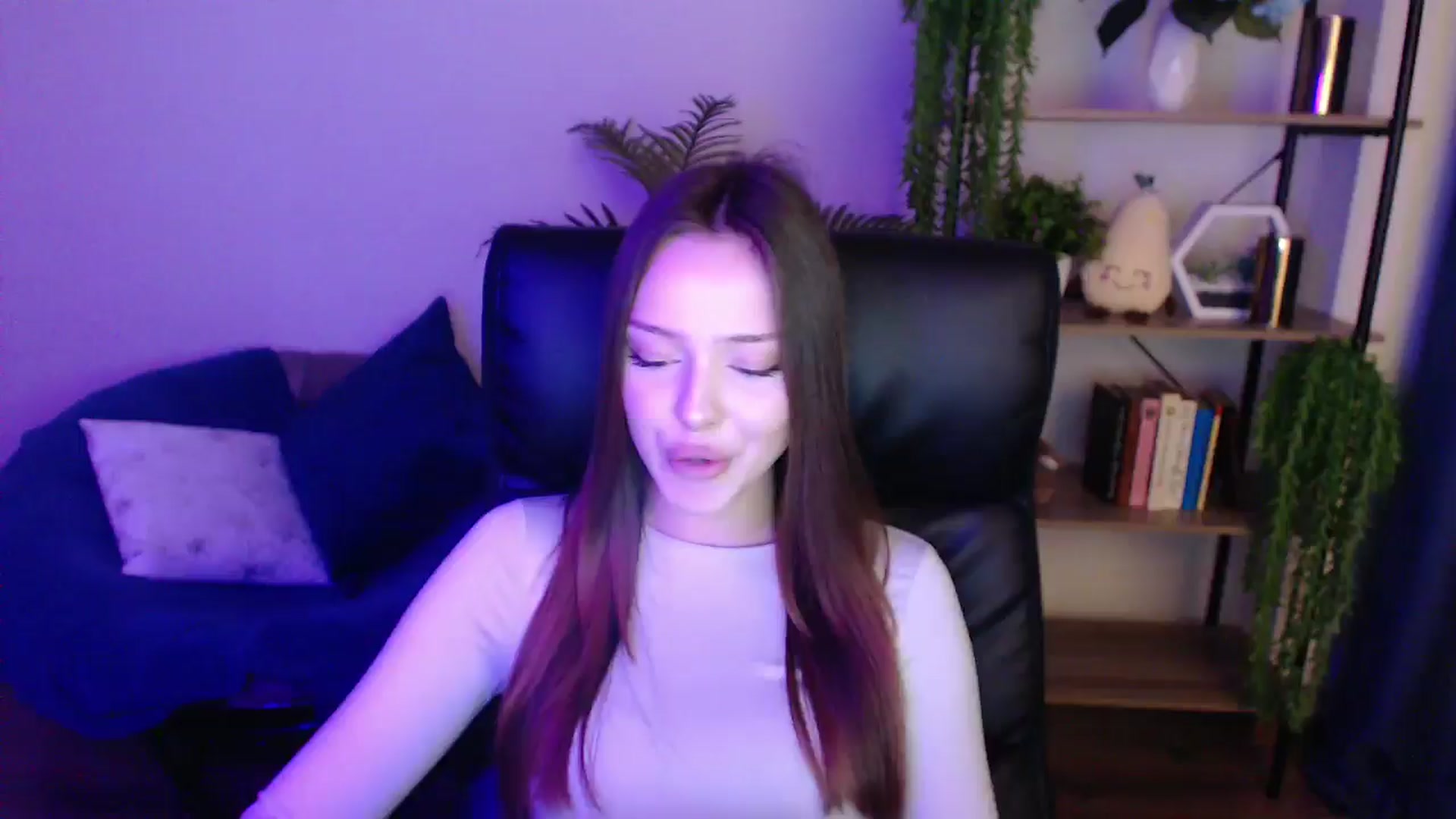 Gallery image thumbnail from KateManelli's myfreecams stream on, 02/14/2025, 14:48 image 15 of 20