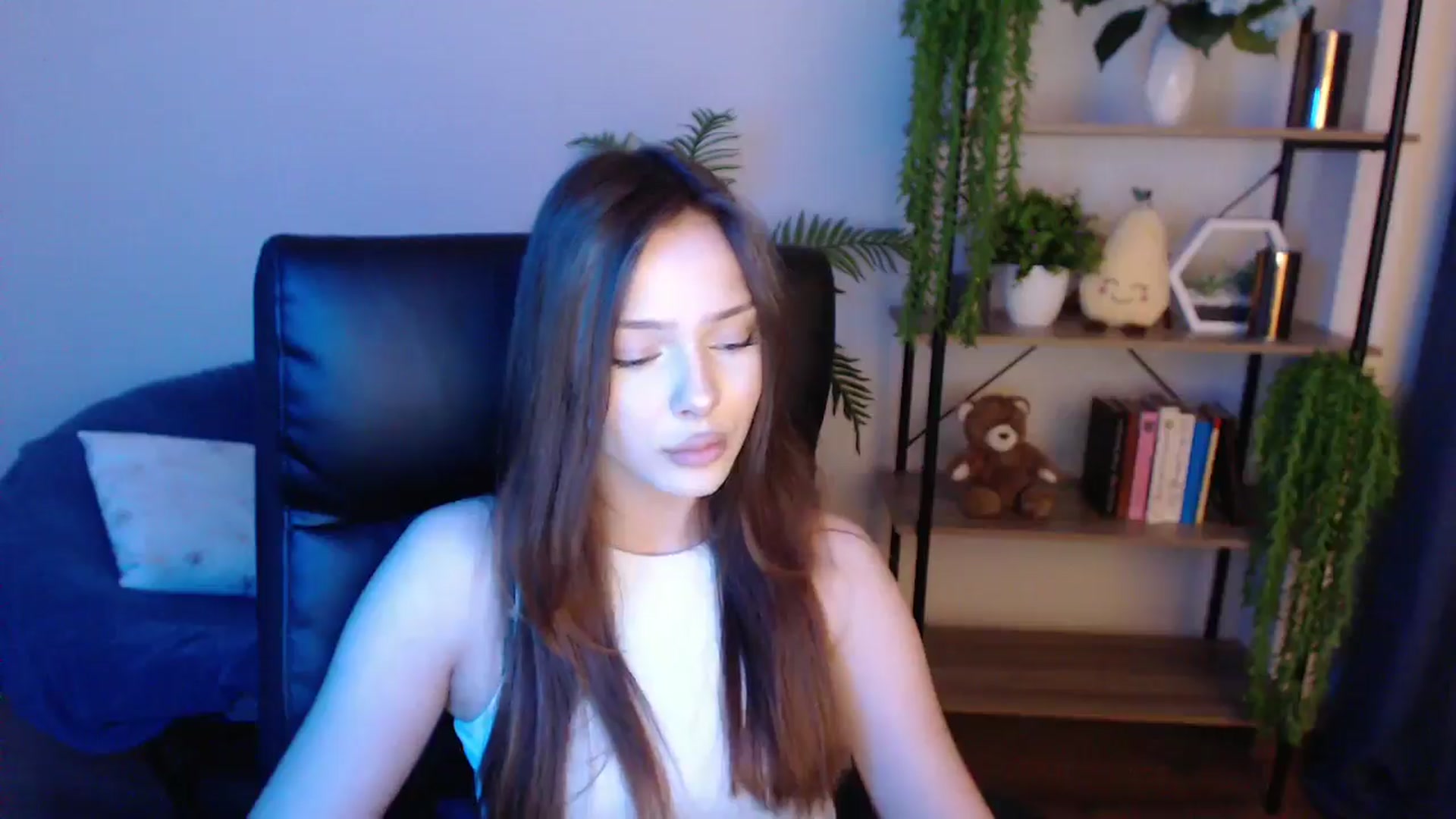 Gallery image thumbnail from KateManelli's myfreecams stream on, 02/15/2025, 10:46 image 19 of 20