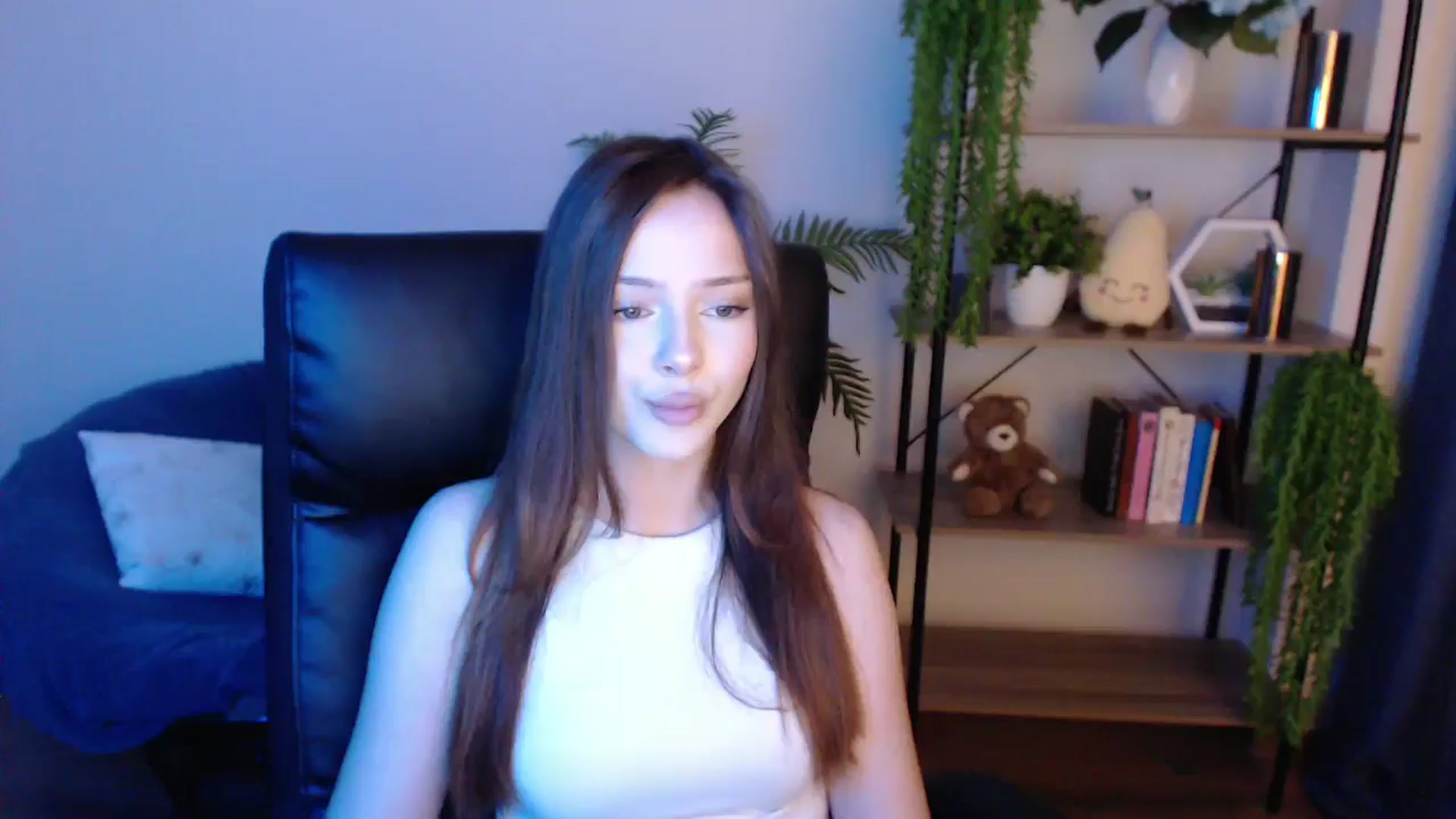 Gallery image thumbnail from KateManelli's myfreecams stream on, 02/15/2025, 10:46 image 9 of 20