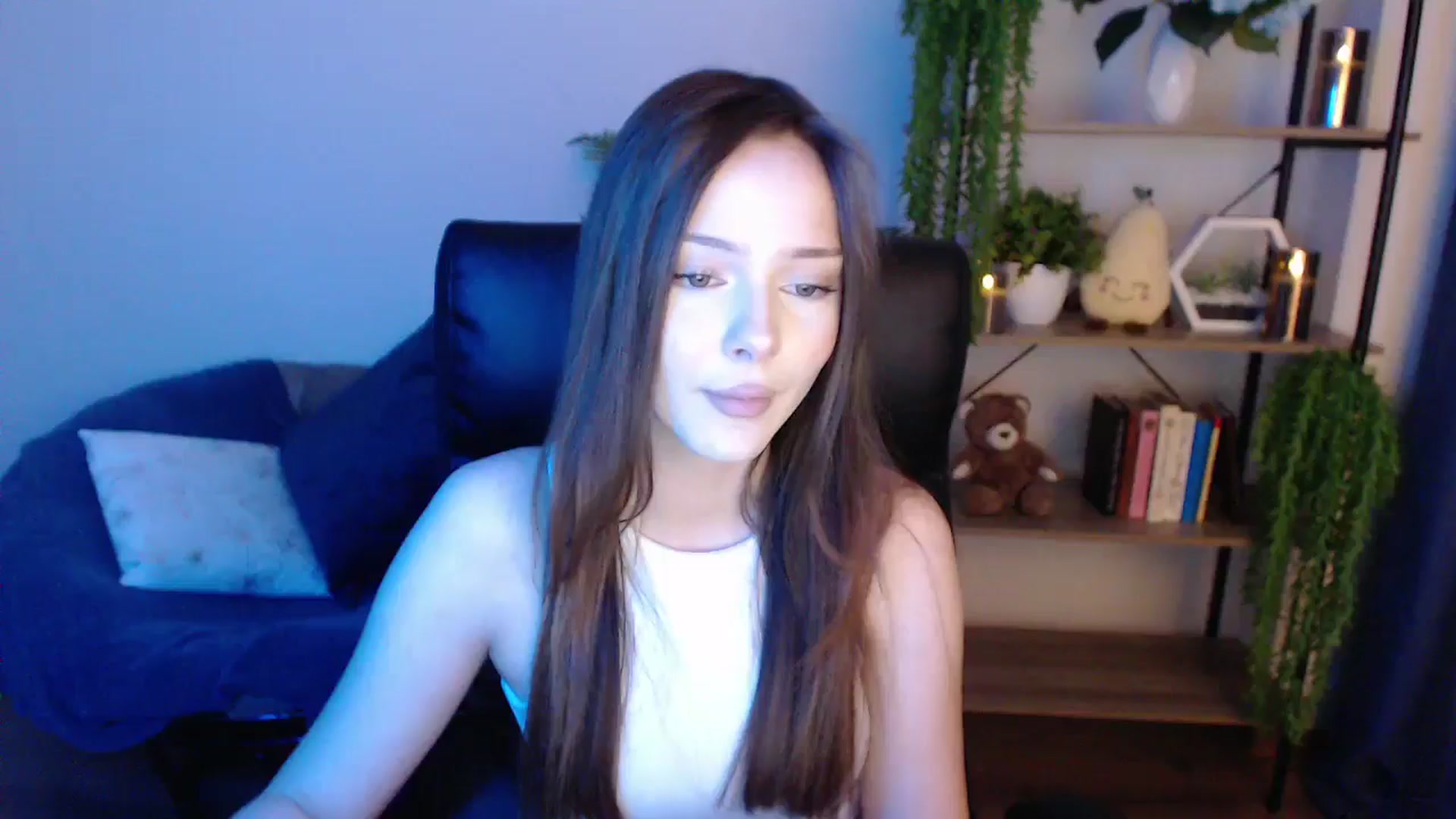 Gallery image thumbnail from KateManelli's myfreecams stream on, 02/15/2025, 11:09 image 16 of 20