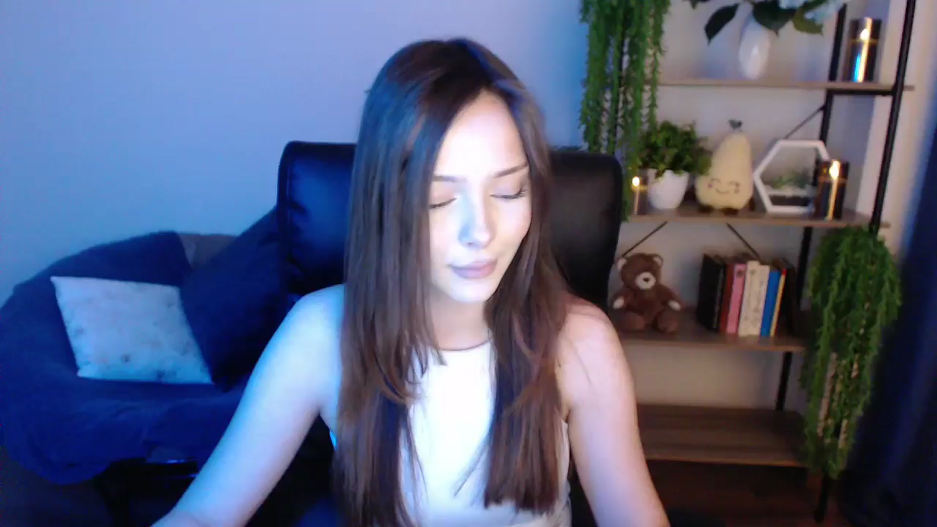 Gallery image thumbnail from KateManelli's myfreecams stream on, 02/15/2025, 11:09 image 14 of 20