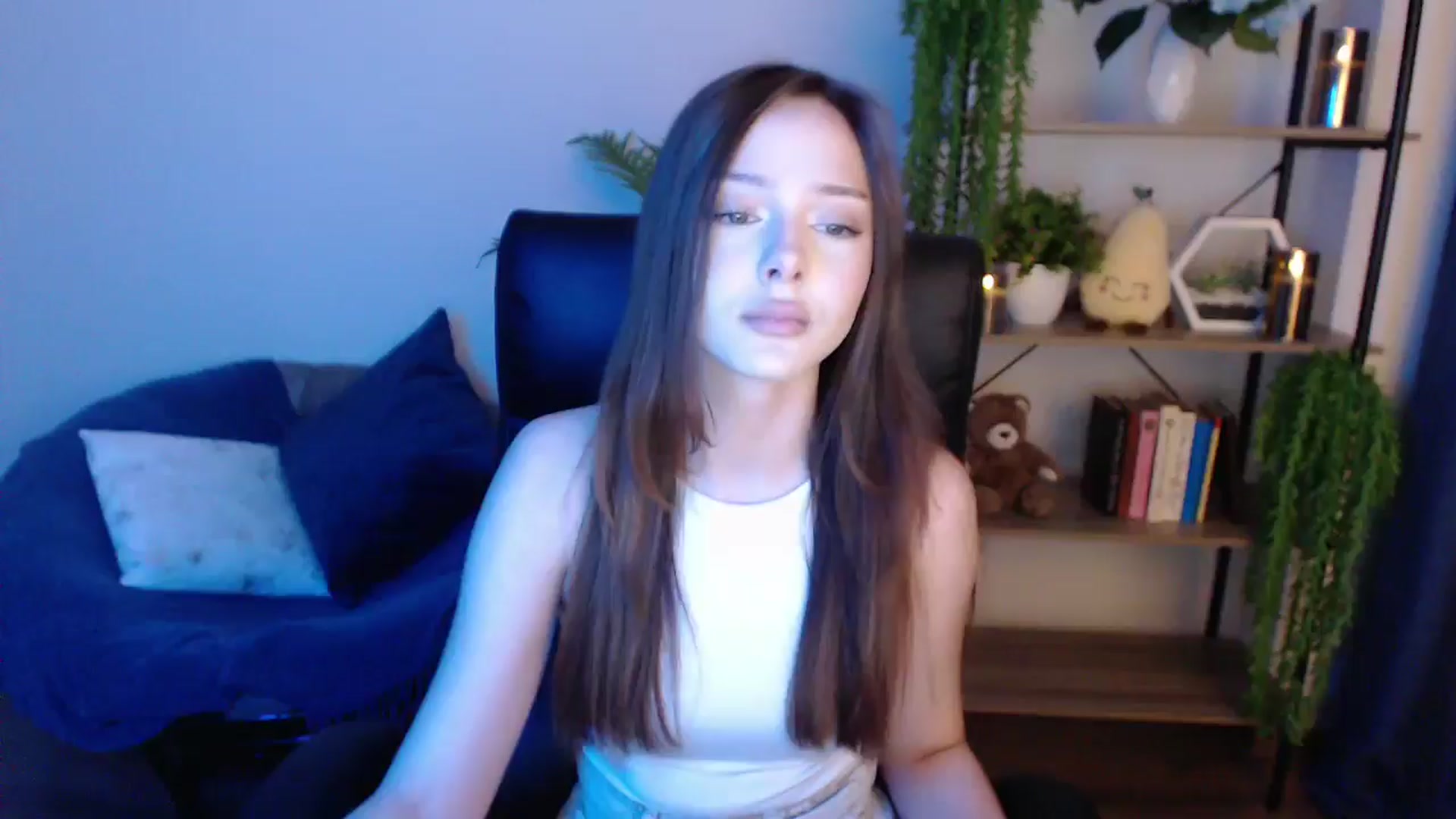 Gallery image thumbnail from KateManelli's myfreecams stream on, 02/15/2025, 11:09 image 7 of 20