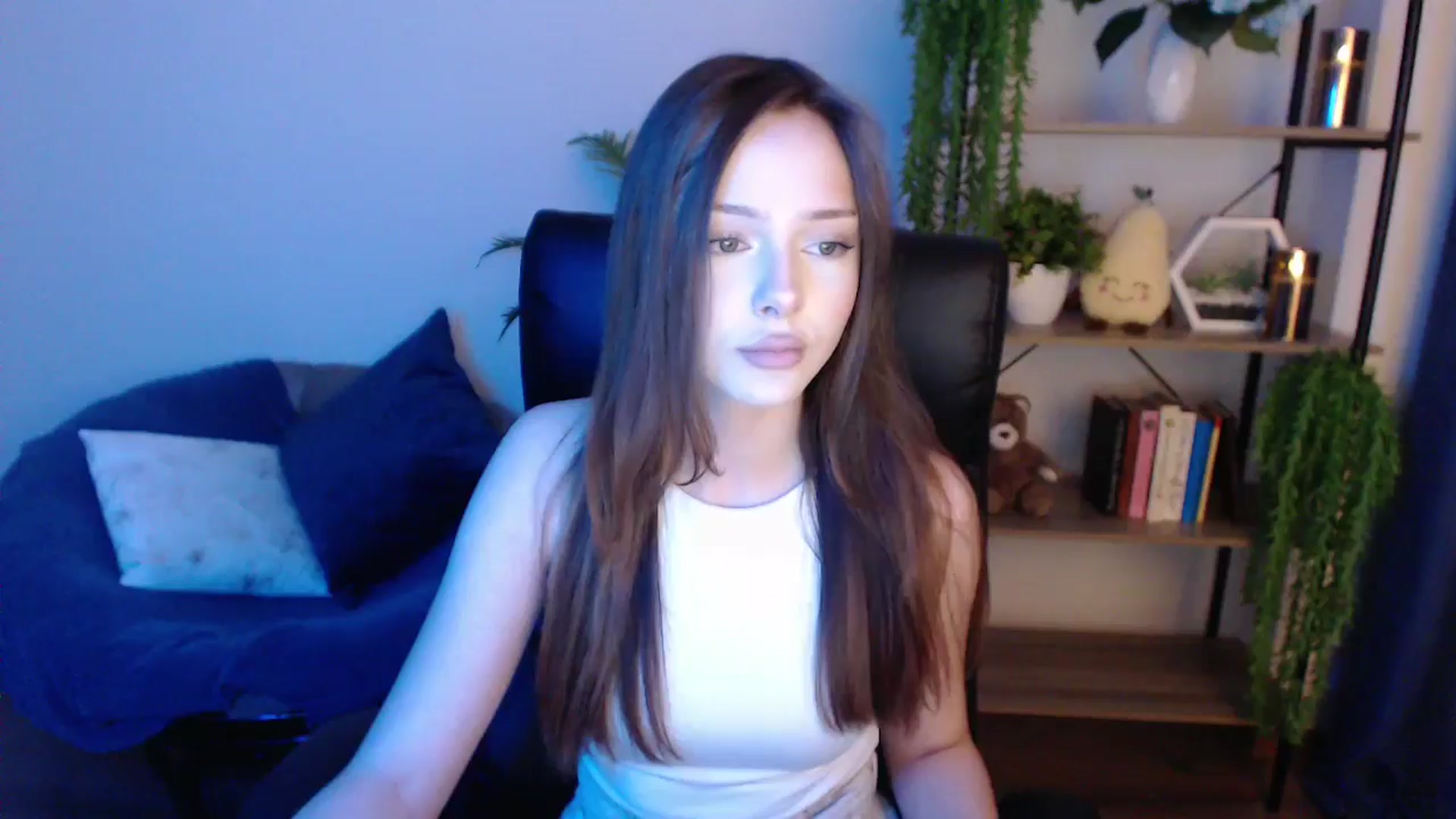 Gallery image thumbnail from KateManelli's myfreecams stream on, 02/15/2025, 11:09 image 6 of 20