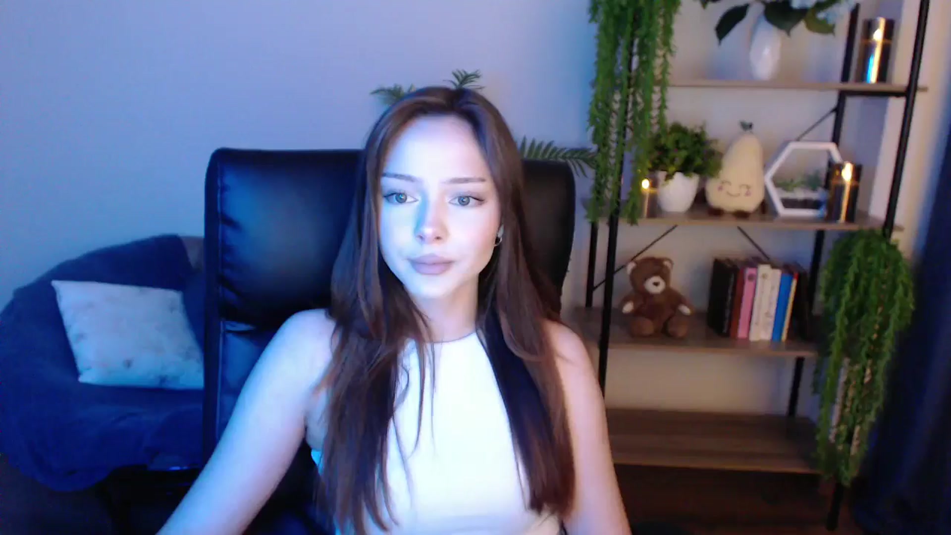 Gallery image thumbnail from KateManelli's myfreecams stream on, 02/15/2025, 11:56 image 1 of 20