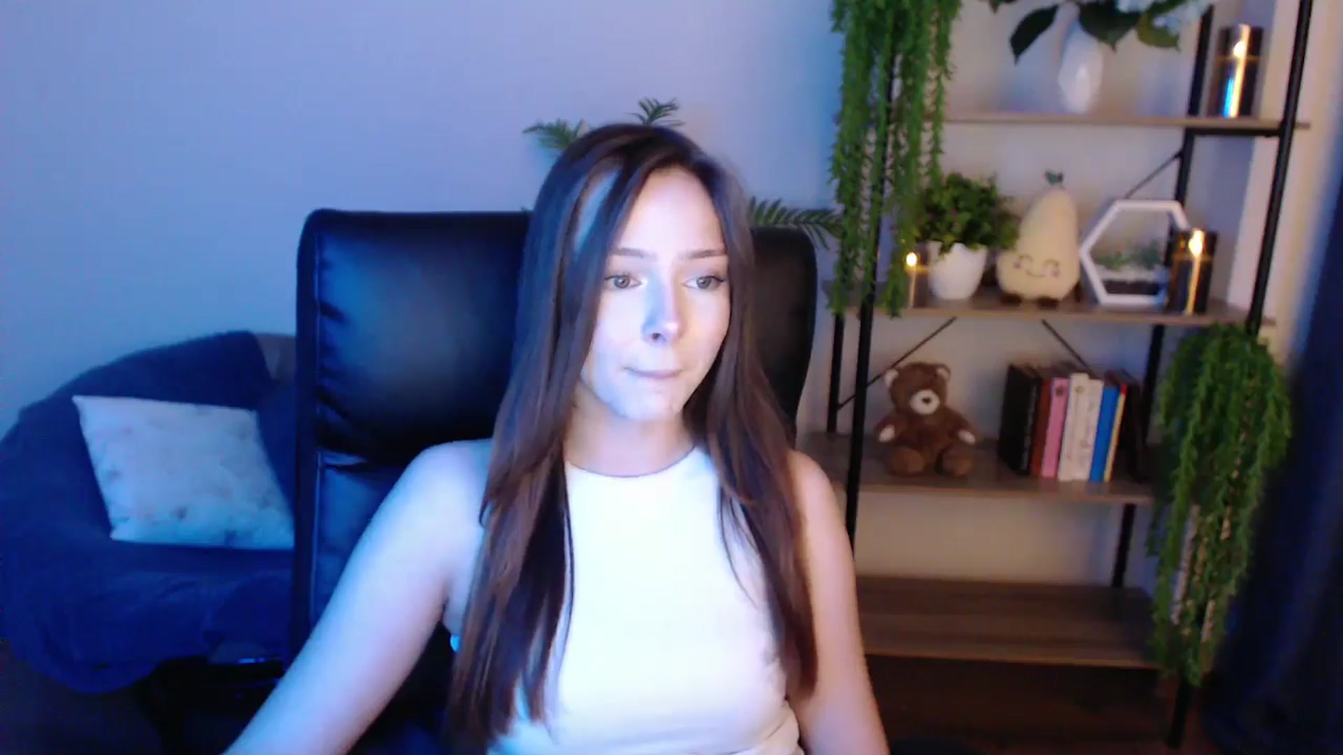 Gallery image thumbnail from KateManelli's myfreecams stream on, 02/15/2025, 11:56 image 4 of 20