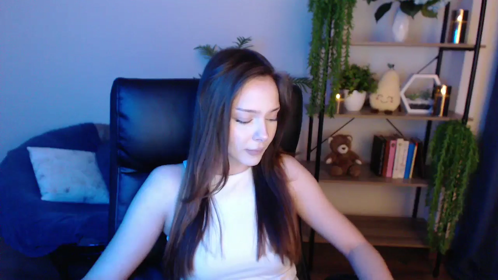 Gallery image thumbnail from KateManelli's myfreecams stream on, 02/15/2025, 11:56 image 8 of 20