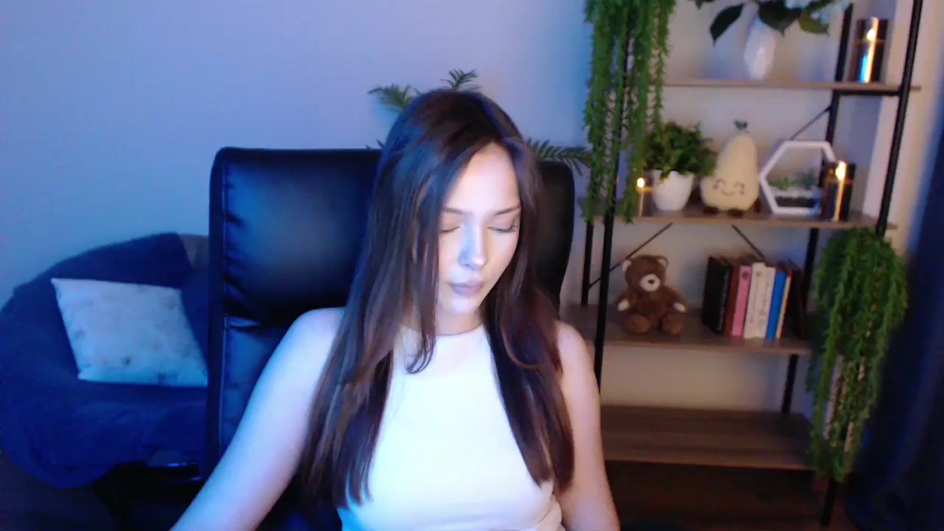 Gallery image thumbnail from KateManelli's myfreecams stream on, 02/15/2025, 11:56 image 11 of 20