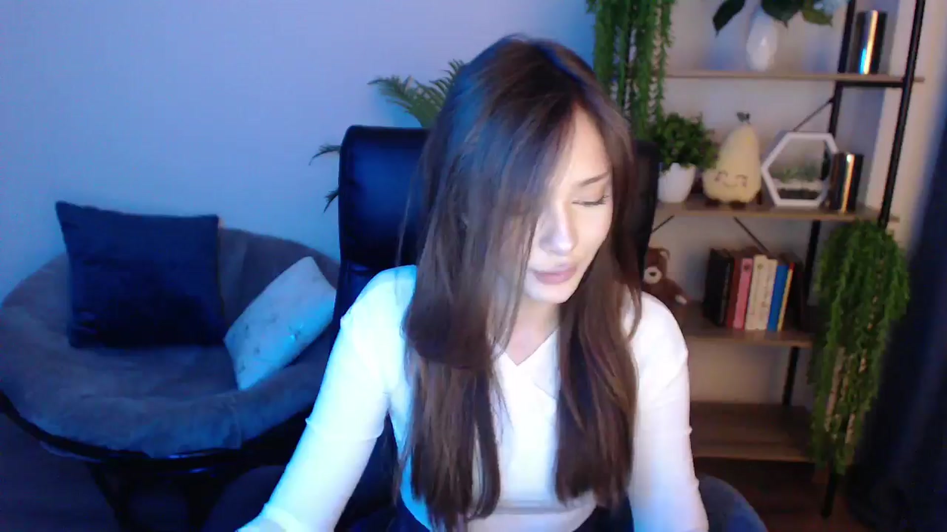 Gallery image thumbnail from KateManelli's myfreecams stream on, 02/17/2025, 10:26 image 15 of 20