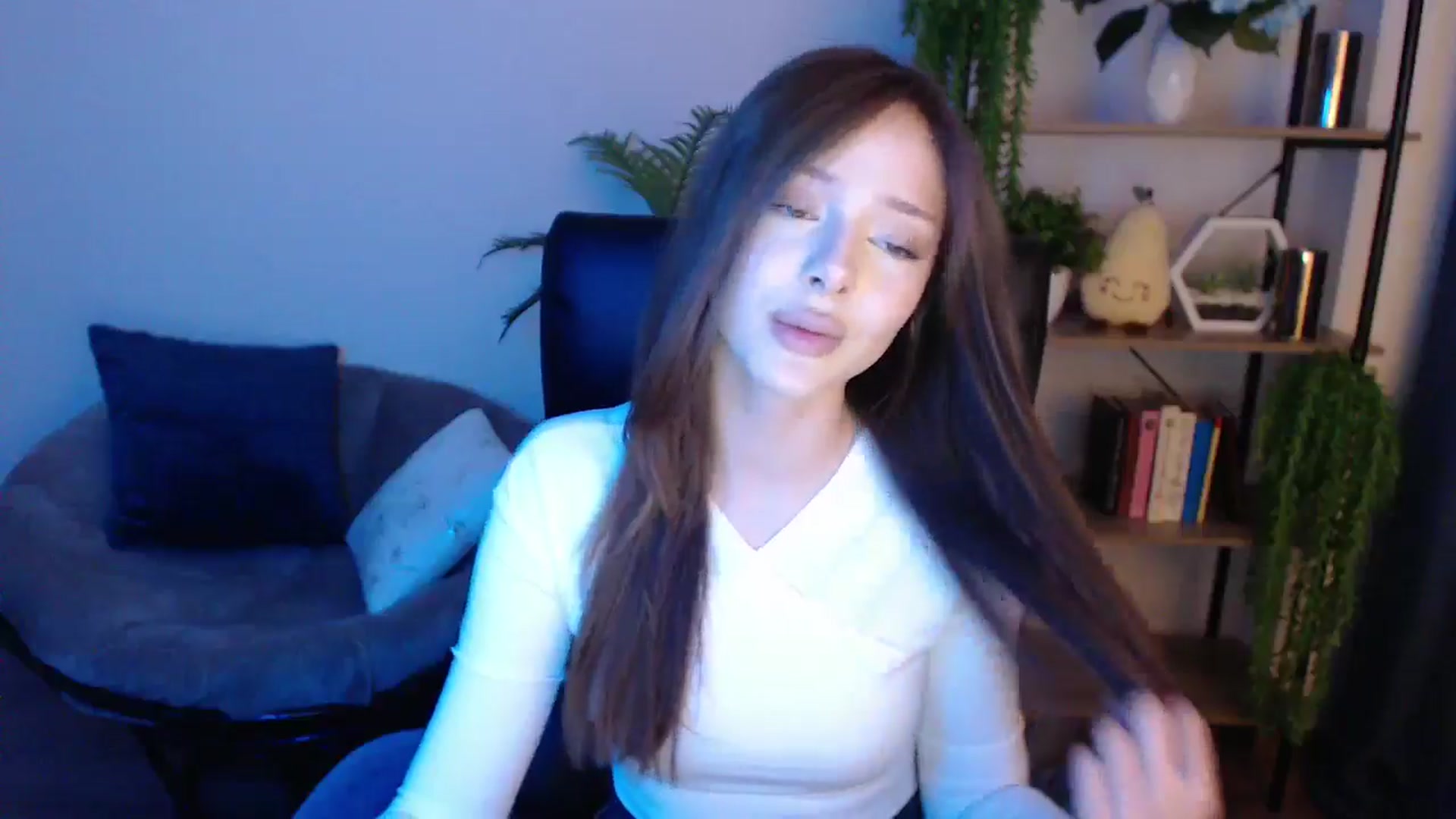 Gallery image thumbnail from KateManelli's myfreecams stream on, 02/17/2025, 10:26 image 4 of 20