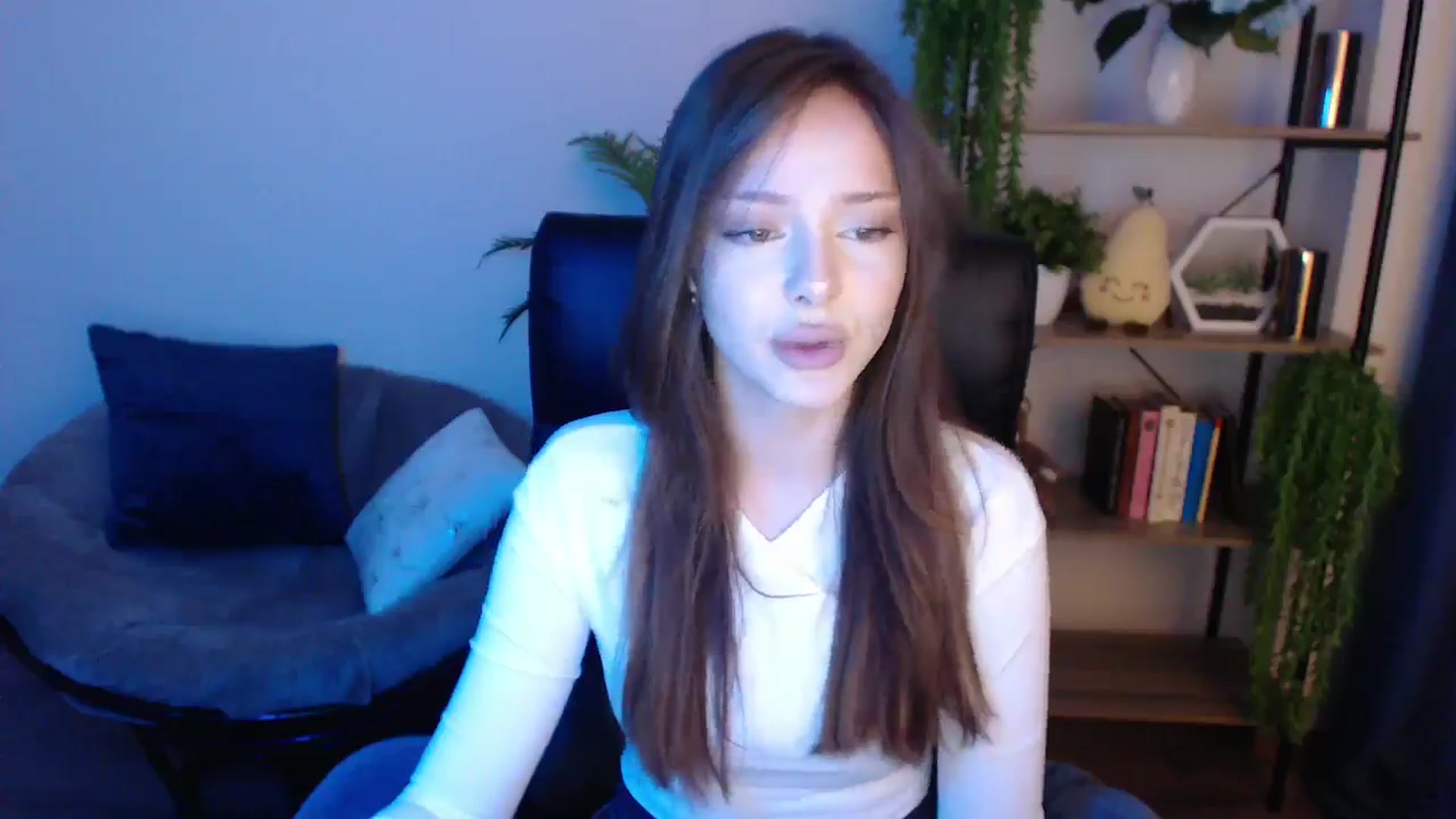 Gallery image thumbnail from KateManelli's myfreecams stream on, 02/17/2025, 10:26 image 2 of 20
