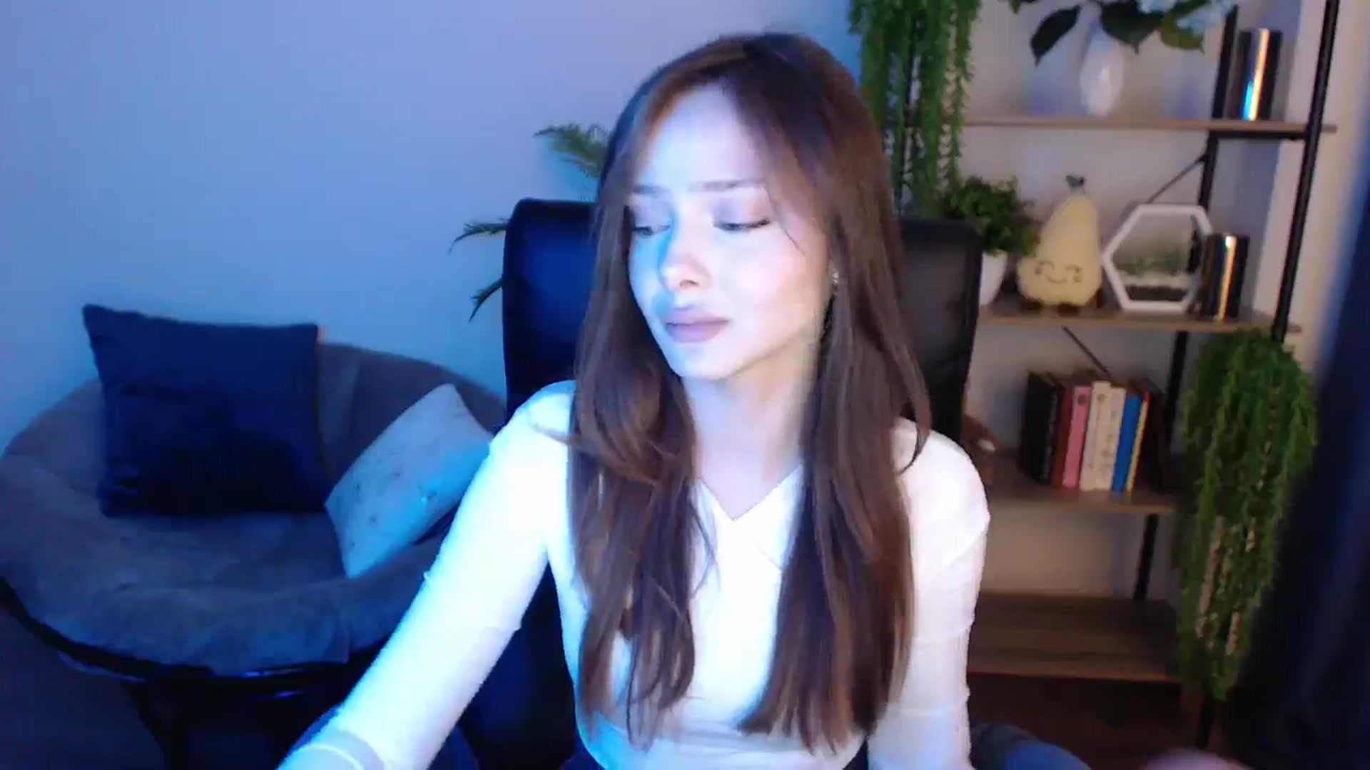 Gallery image thumbnail from KateManelli's myfreecams stream on, 02/17/2025, 10:26 image 7 of 20