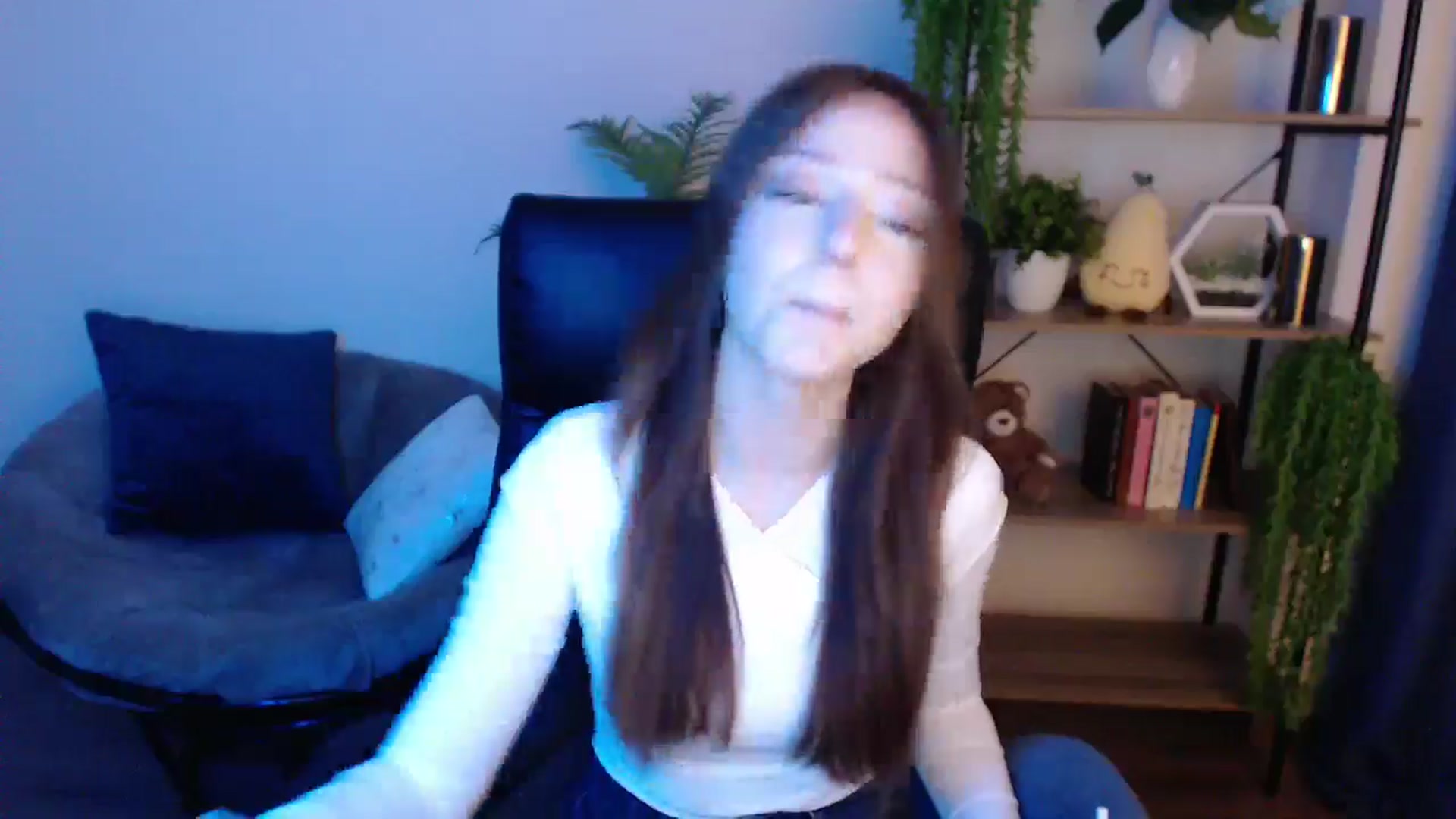 Gallery image thumbnail from KateManelli's myfreecams stream on, 02/17/2025, 11:17 image 5 of 20