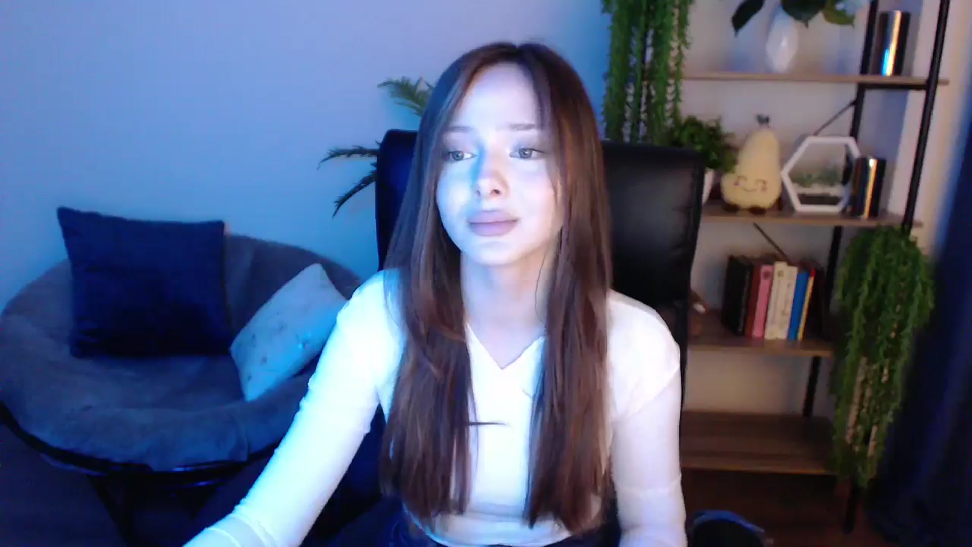 Gallery image thumbnail from KateManelli's myfreecams stream on, 02/17/2025, 11:17 image 8 of 20