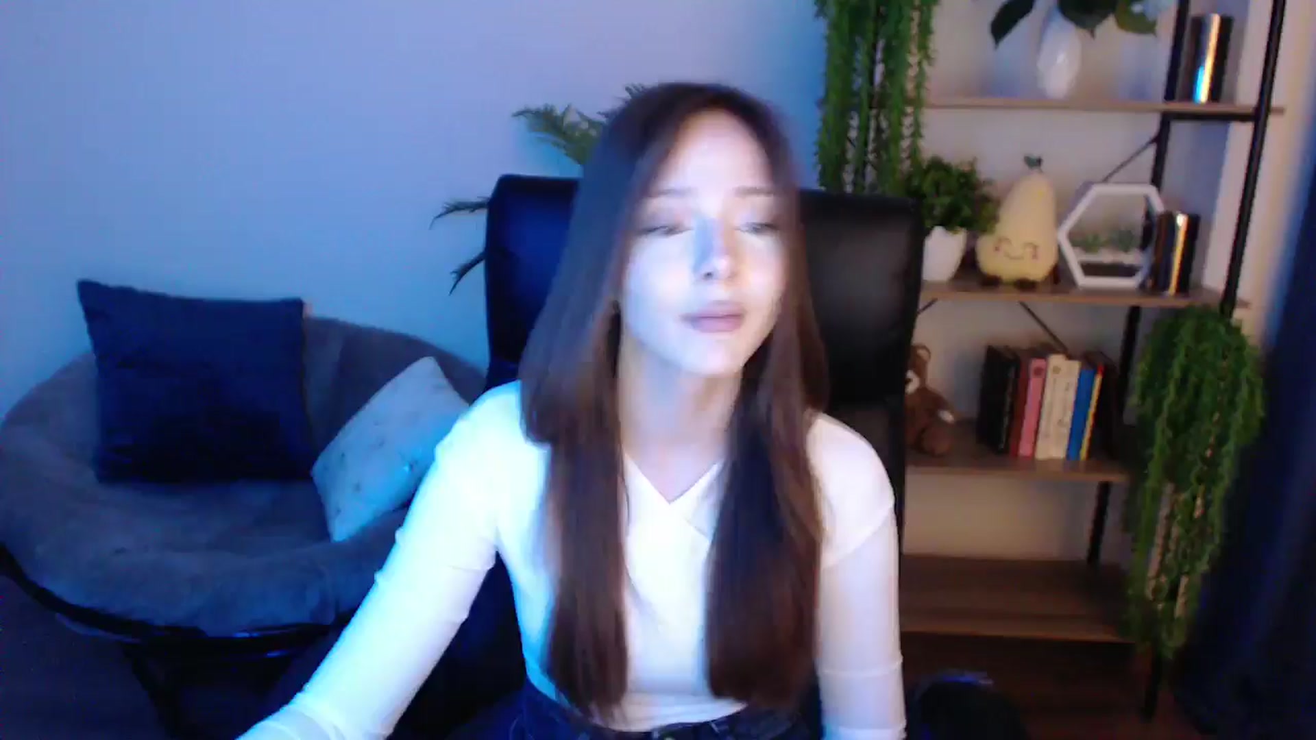Gallery image thumbnail from KateManelli's myfreecams stream on, 02/17/2025, 11:17 image 19 of 20