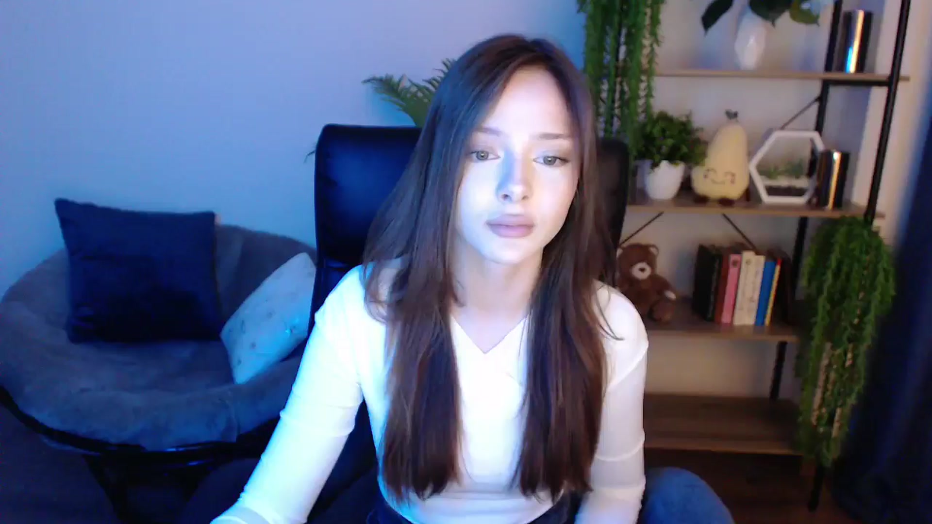 Gallery image thumbnail from KateManelli's myfreecams stream on, 02/17/2025, 11:17 image 2 of 20