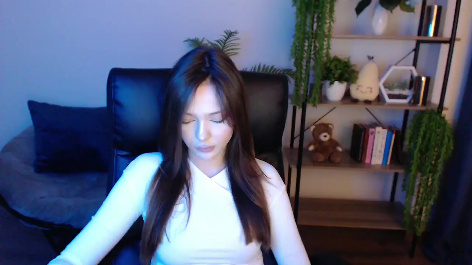 Gallery image thumbnail from KateManelli's myfreecams stream on, 02/17/2025, 12:23 image 19 of 20
