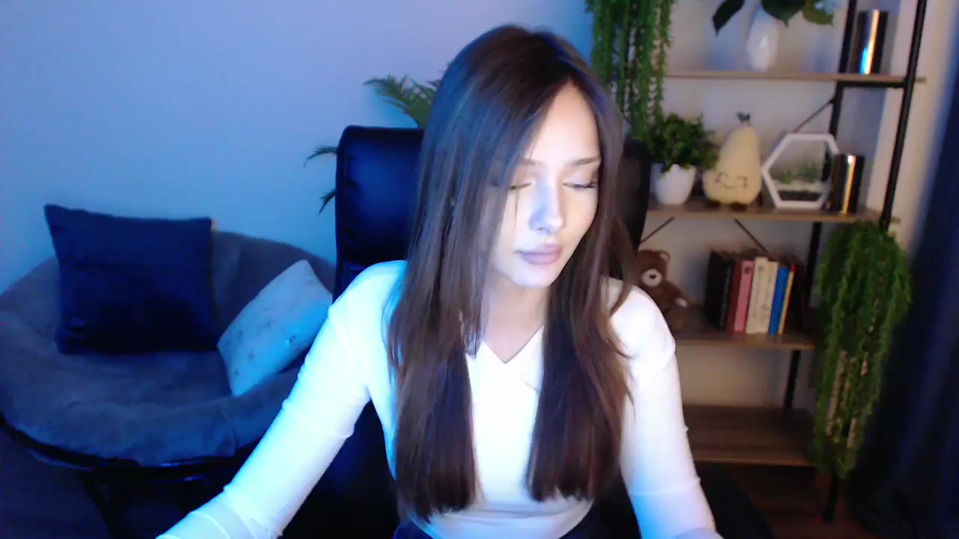 Gallery image thumbnail from KateManelli's myfreecams stream on, 02/17/2025, 14:58 image 3 of 20