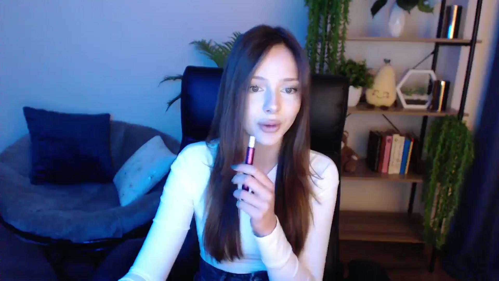 Gallery image thumbnail from KateManelli's myfreecams stream on, 02/17/2025, 14:58 image 18 of 20