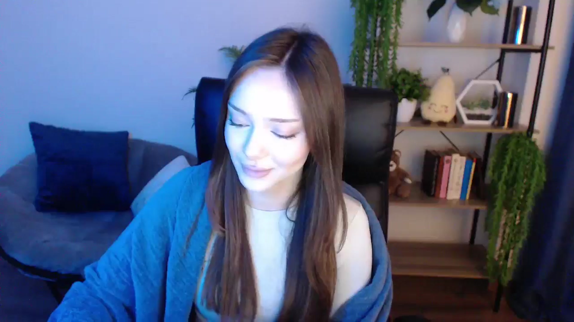 Gallery image thumbnail from KateManelli's myfreecams stream on, 02/18/2025, 10:56 image 18 of 20