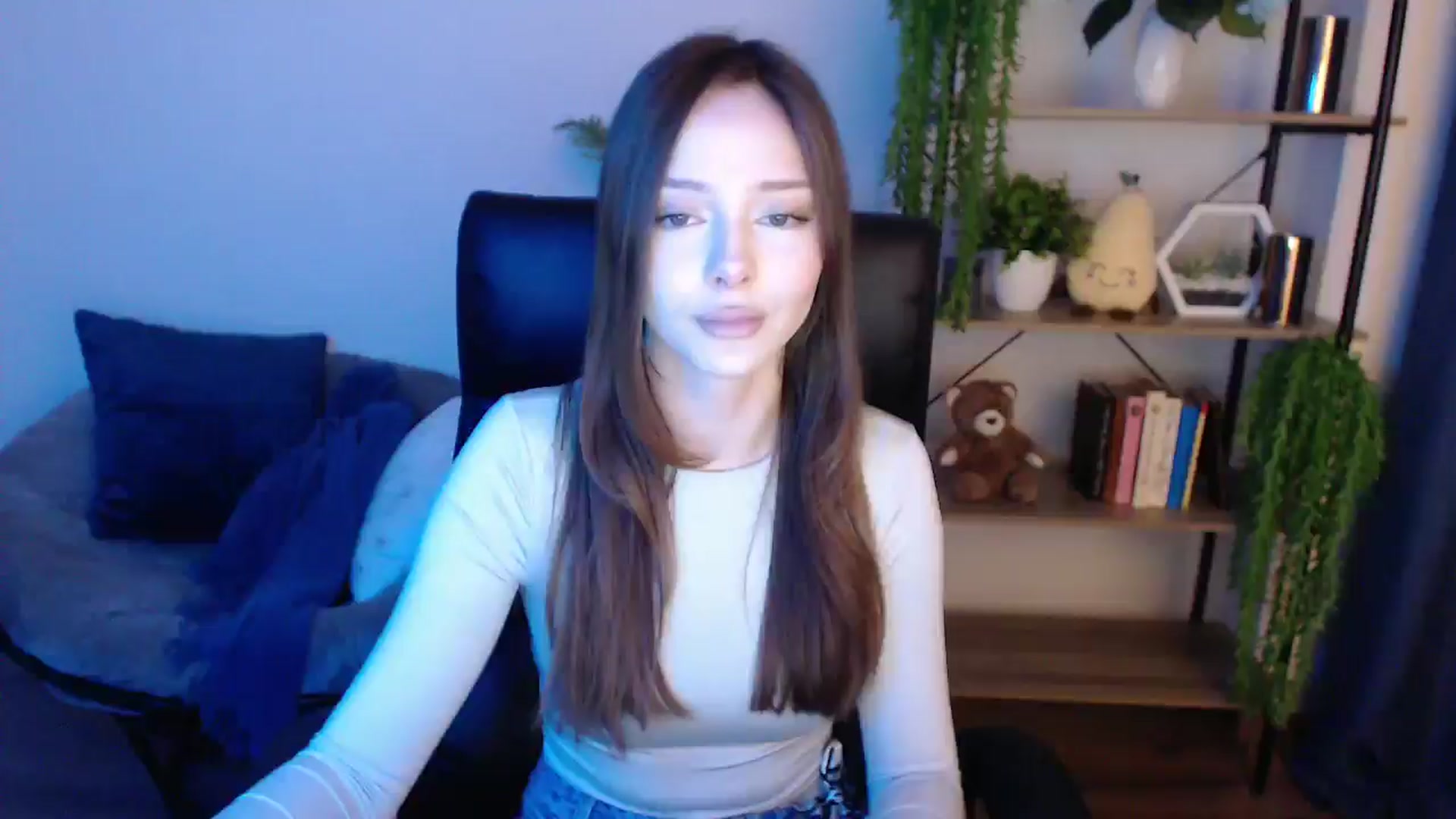 Gallery image thumbnail from KateManelli's myfreecams stream on, 02/18/2025, 10:56 image 8 of 20