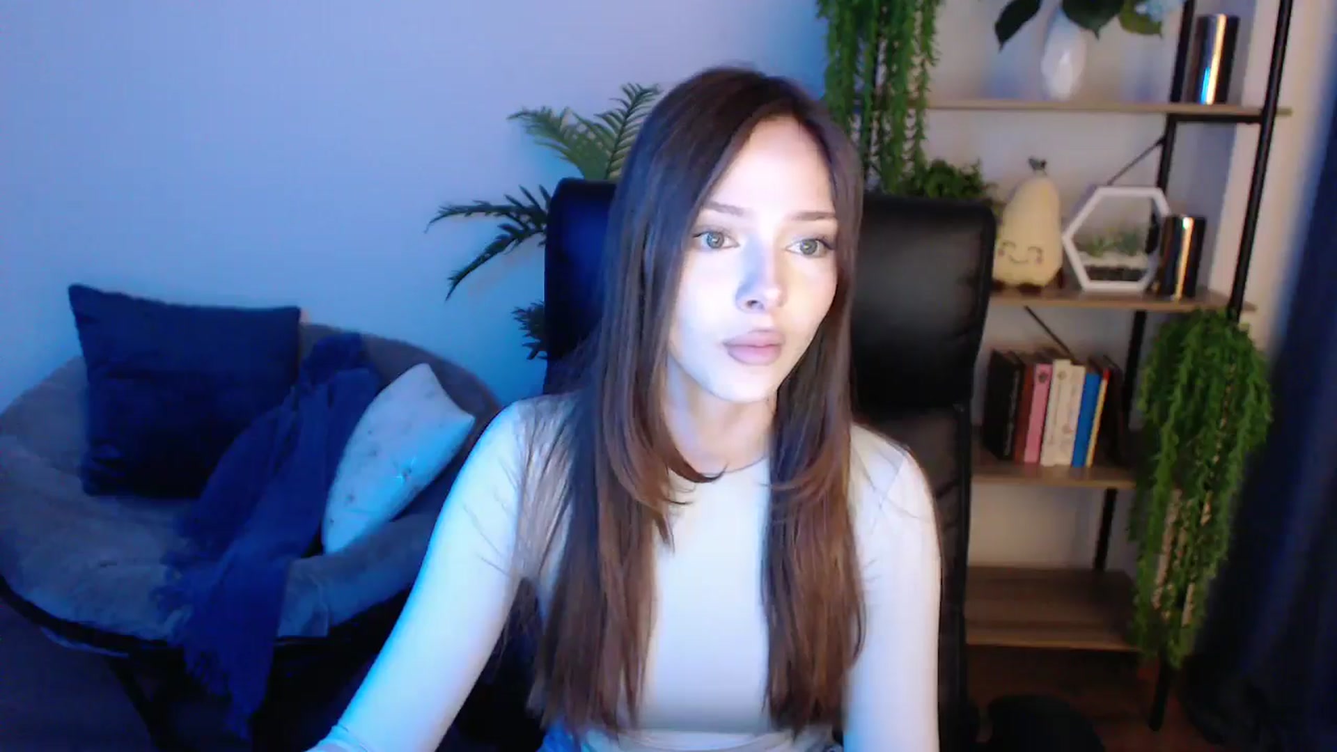 Gallery image thumbnail from KateManelli's myfreecams stream on, 02/18/2025, 10:56 image 4 of 20