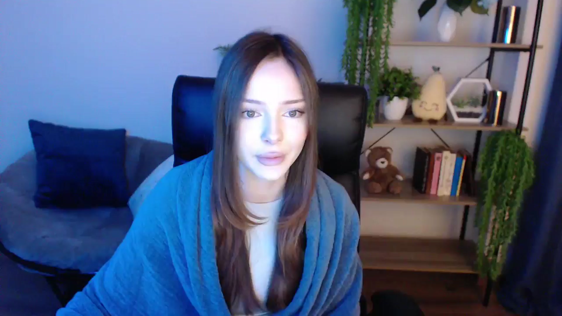 Gallery image thumbnail from KateManelli's myfreecams stream on, 02/18/2025, 10:56 image 15 of 20