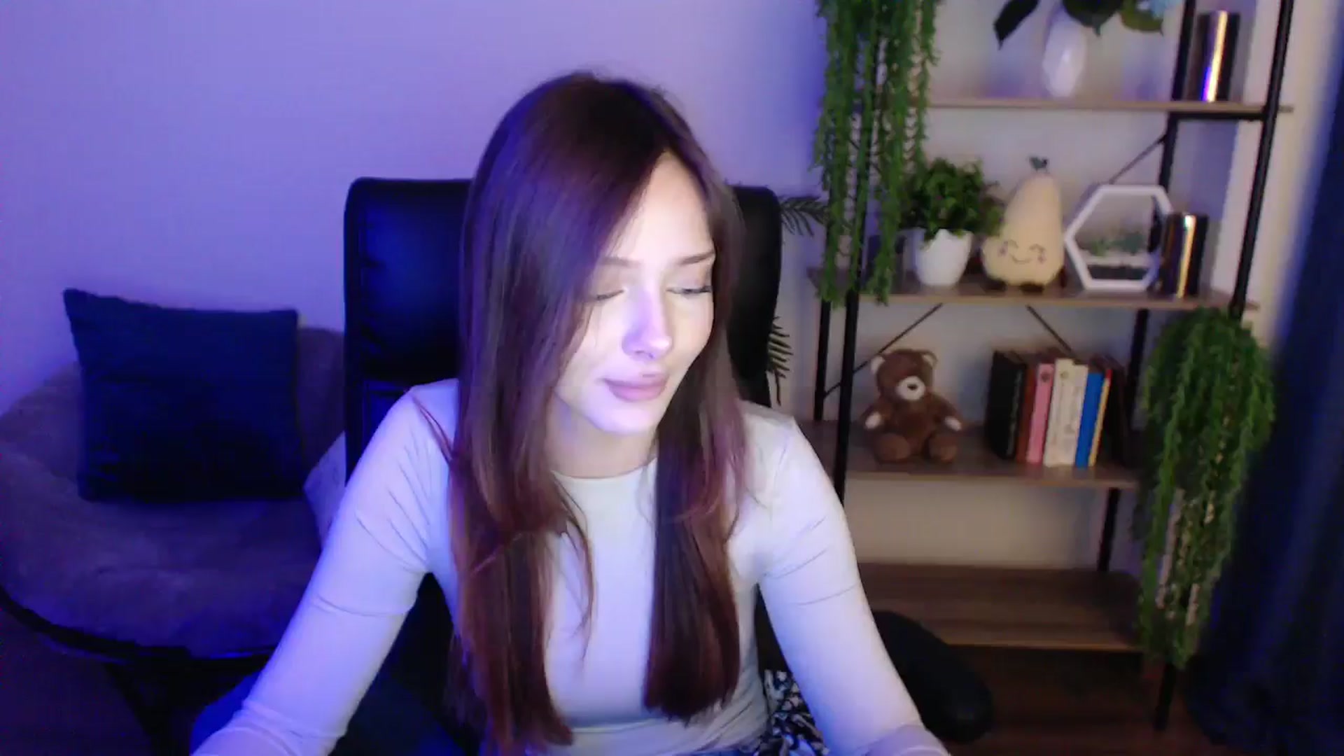 Gallery image thumbnail from KateManelli's myfreecams stream on, 02/18/2025, 12:08 image 9 of 20
